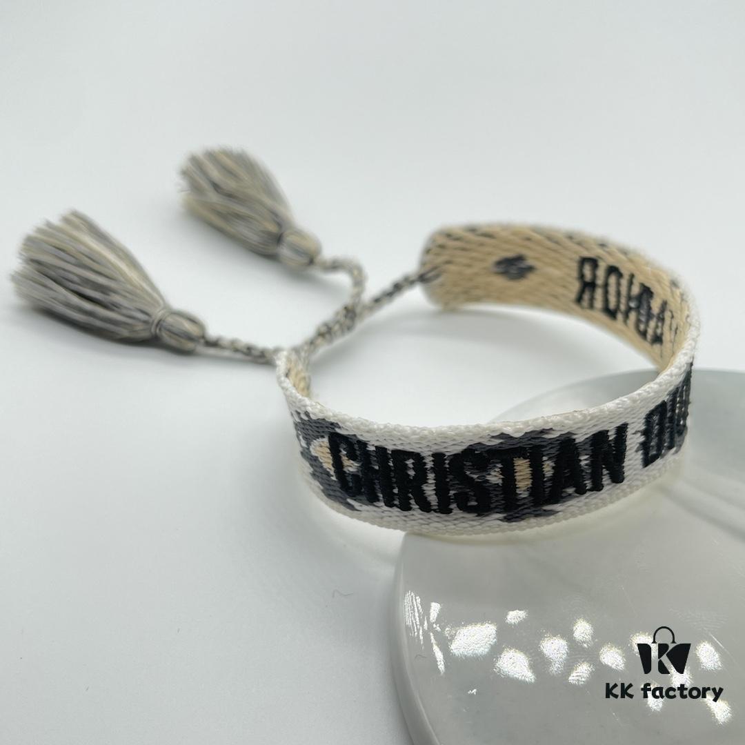 692ffa5299f2d84055c8e556 Dior Bracelet Top Version 🌟 Bottom Print Logo Clear, Full and Rounded ‼️ ZP Used for Prototype Already Old and Dirty, One Very Noteworthy ️ Detail Is That the Letter Font Is Wobbly, Not Neat. Authentic Prototype Guaranteed 🌟 Vintage Aged Fashion Feel, Upgraded Materials and Complex Craftsmanship, Same Style Worn by Numerous Celebrities, Get Yours Now! New Colors Continuously Updated...