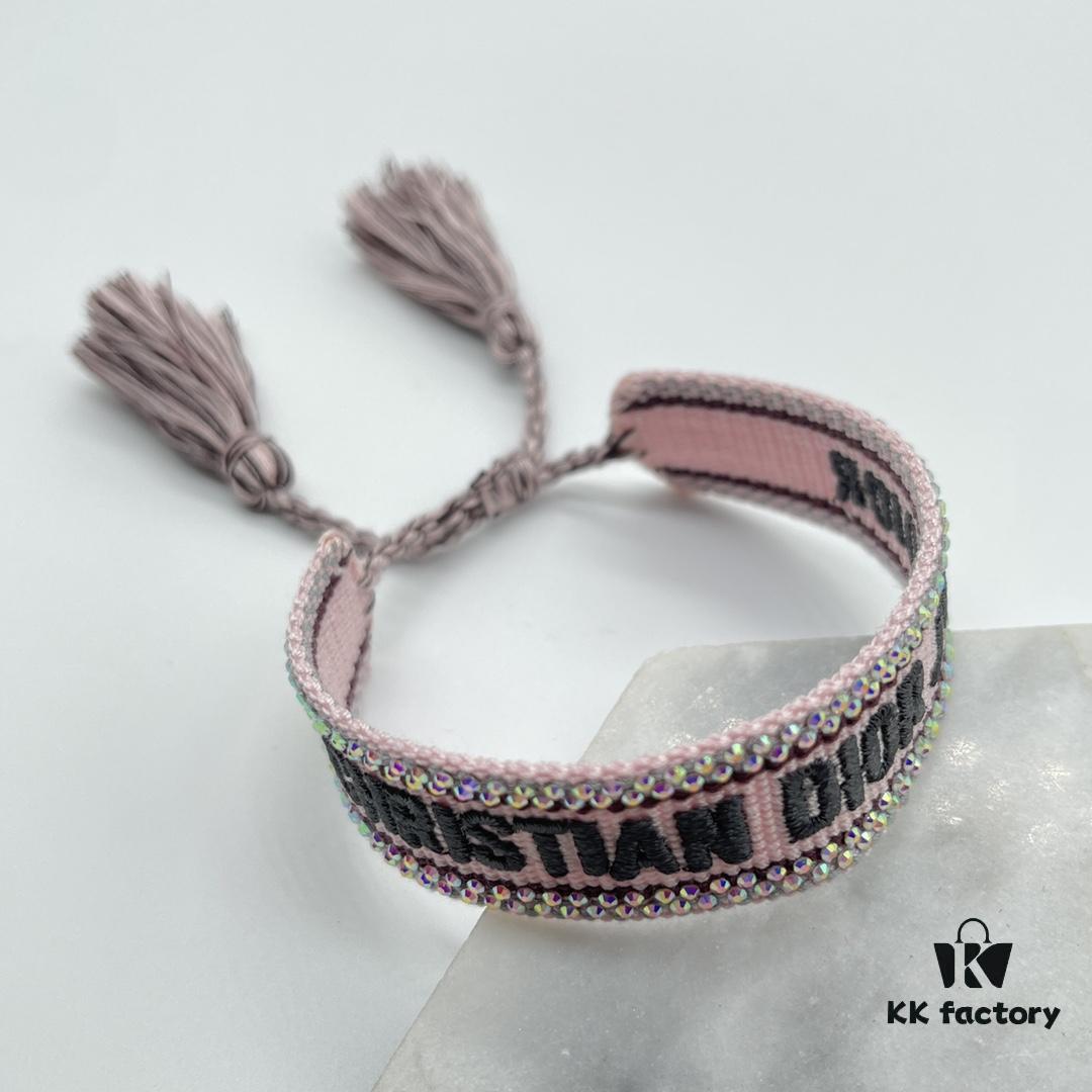 692ffa6699f2d84055c8e576 Dior Bracelet Top Version 🌟 Bottom Print Logo Clear, Full and Rounded ‼️ ZP Used for Prototype Already Worn and Aged, One Very Notable ️ Detail Is That the Lettering Font Is Slightly Irregular, Not Perfectly Aligned. Authentic Prototype Vintage Aesthetic, Upgraded Materials and Complex Craftsmanship, Popular Among Numerous Celebrities – Grab Yours Now! New Colors Continuously Updated...