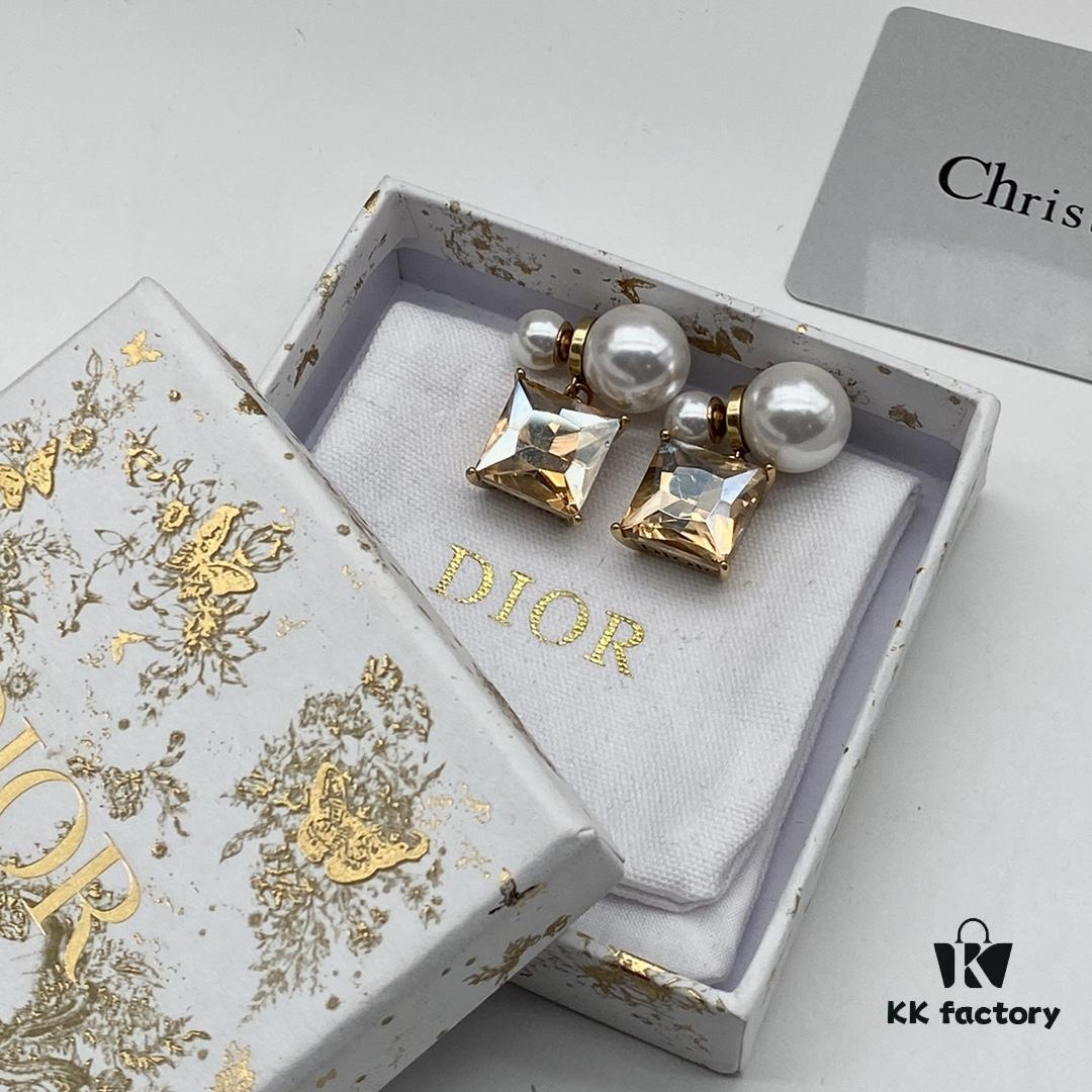 Dior Classic Pearl Stud Earrings