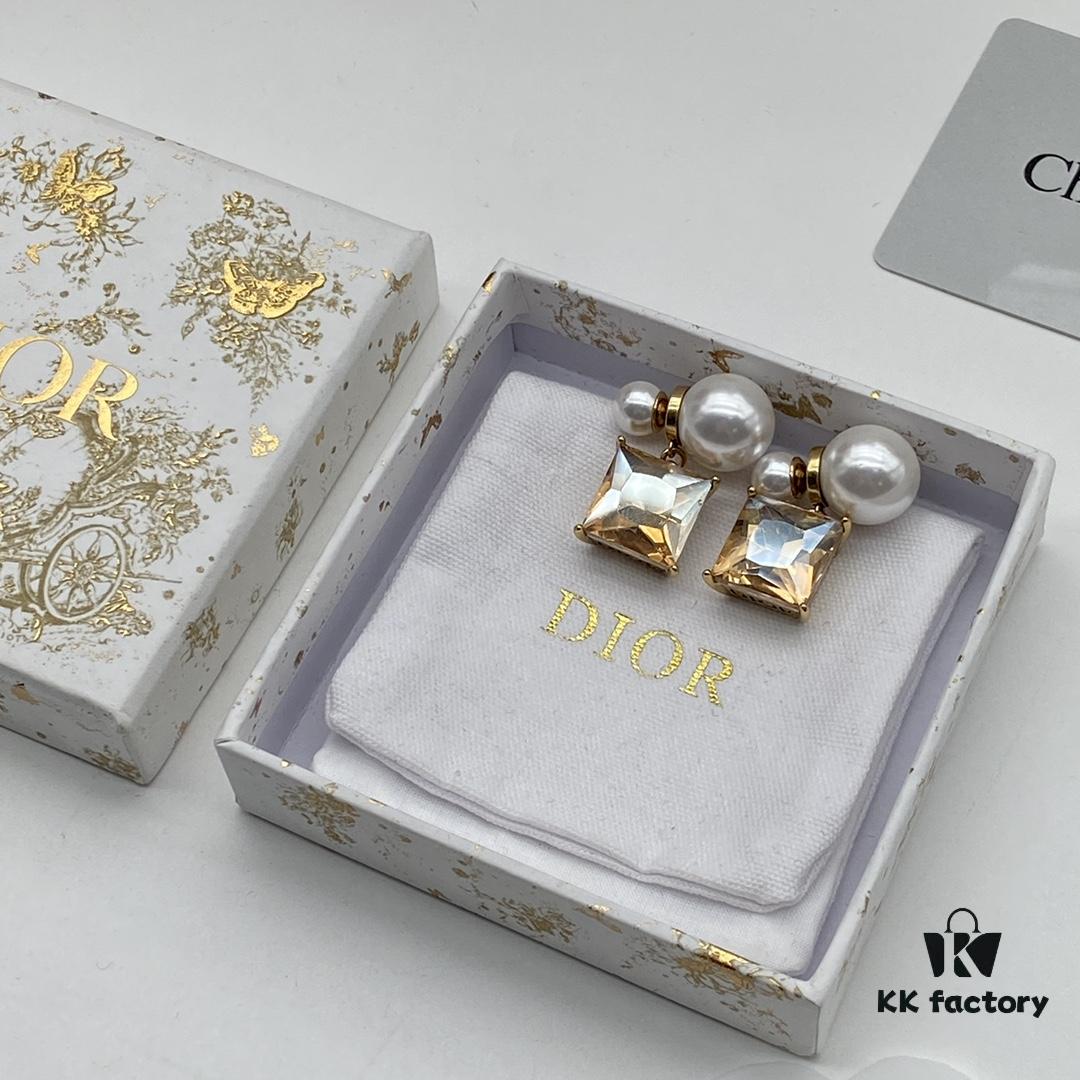 Dior Classic Pearl Stud Earrings