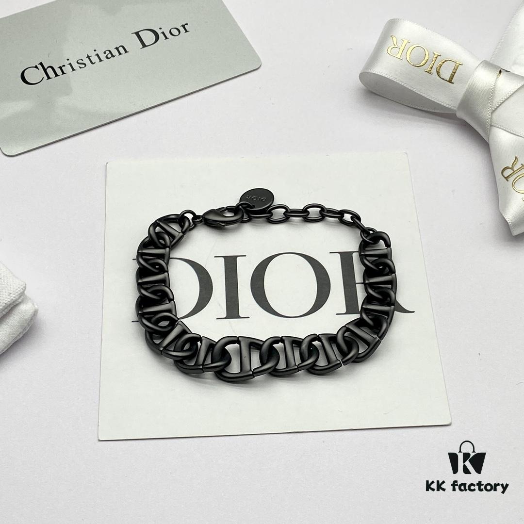 Dior CD Pig Nose Set