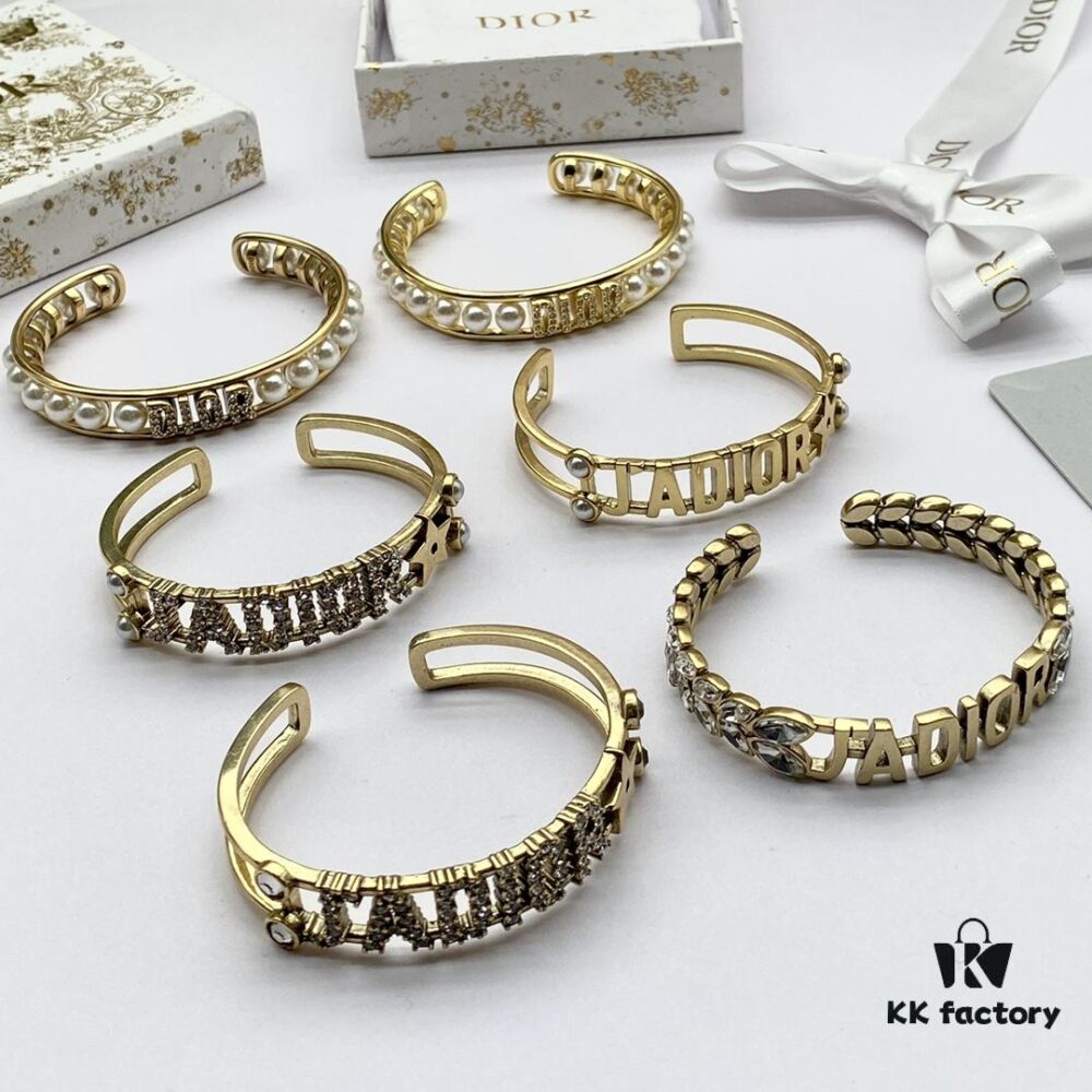 692ffae499f2d84055c8e608 Dior Classic Bracelet Collection