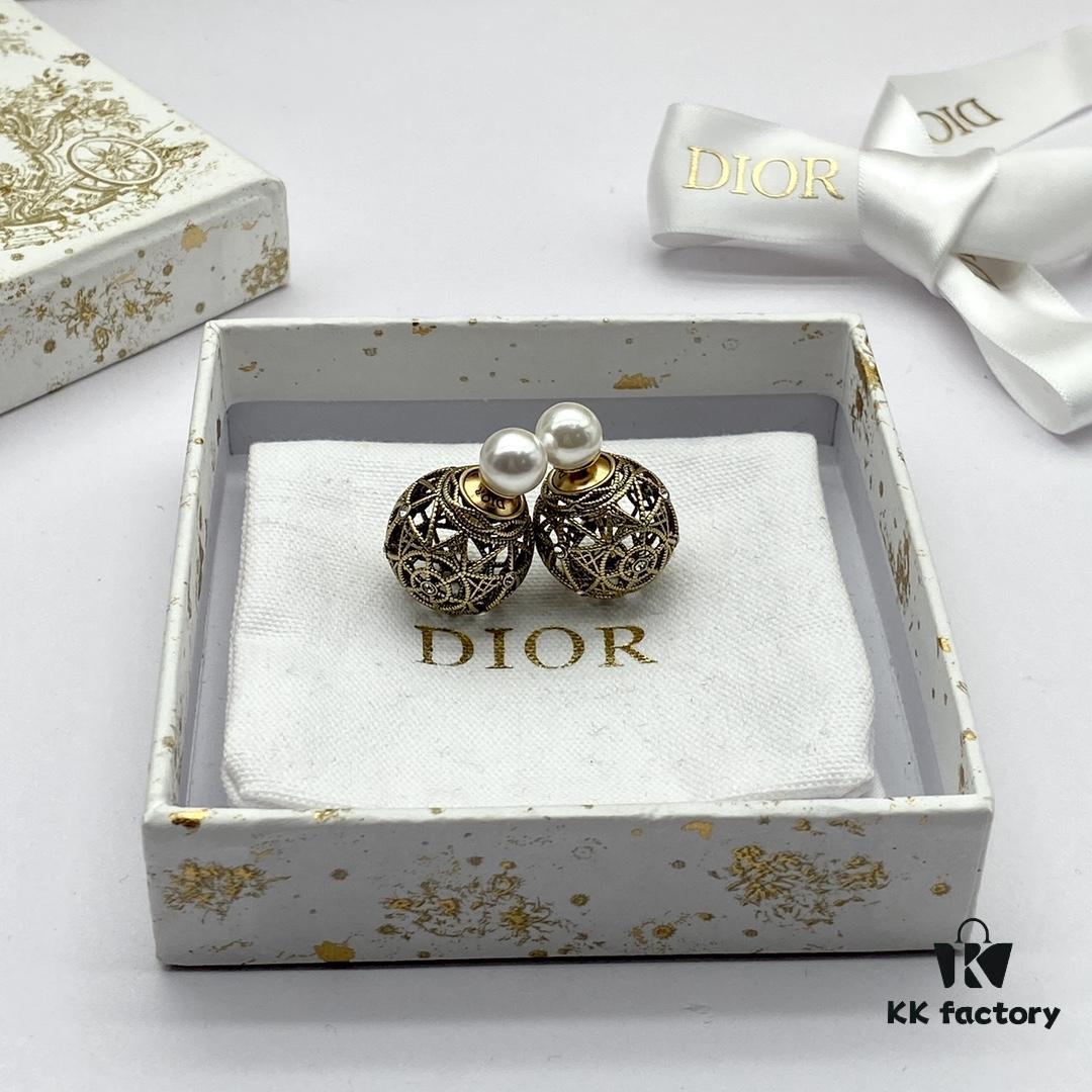 Dior New Arrival Stud Earrings
