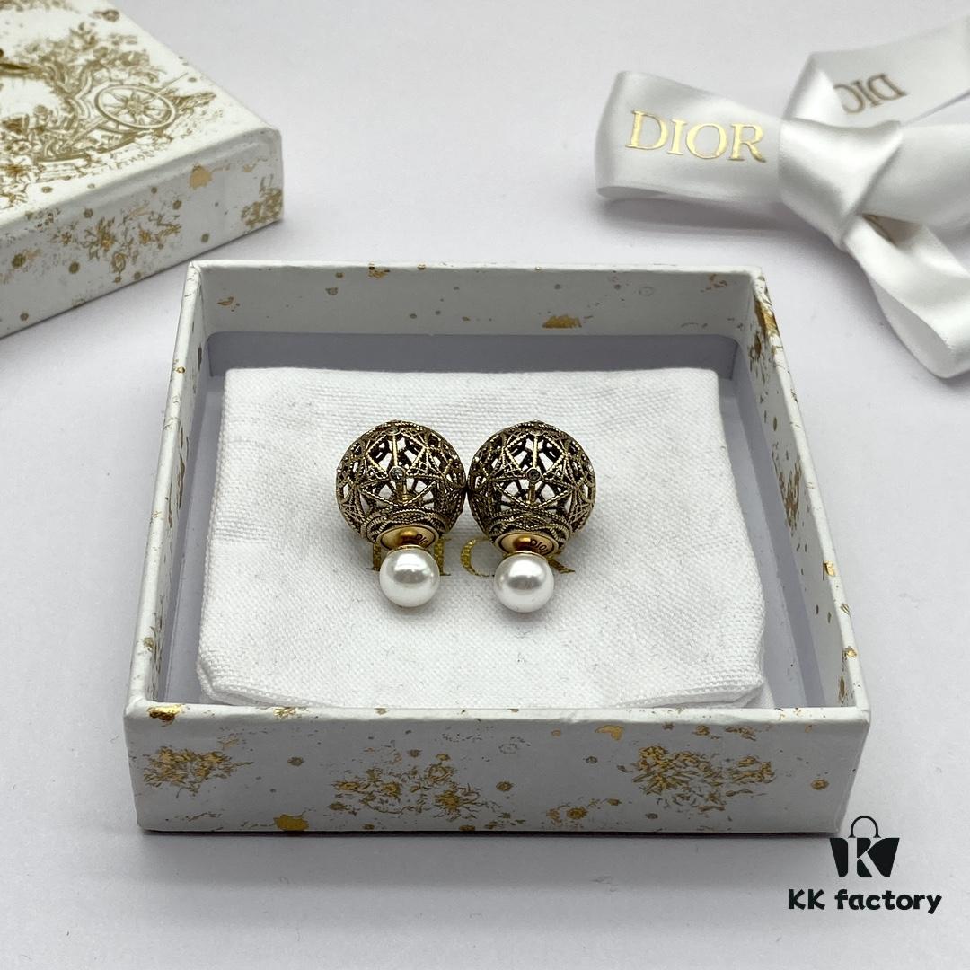 Dior New Arrival Stud Earrings