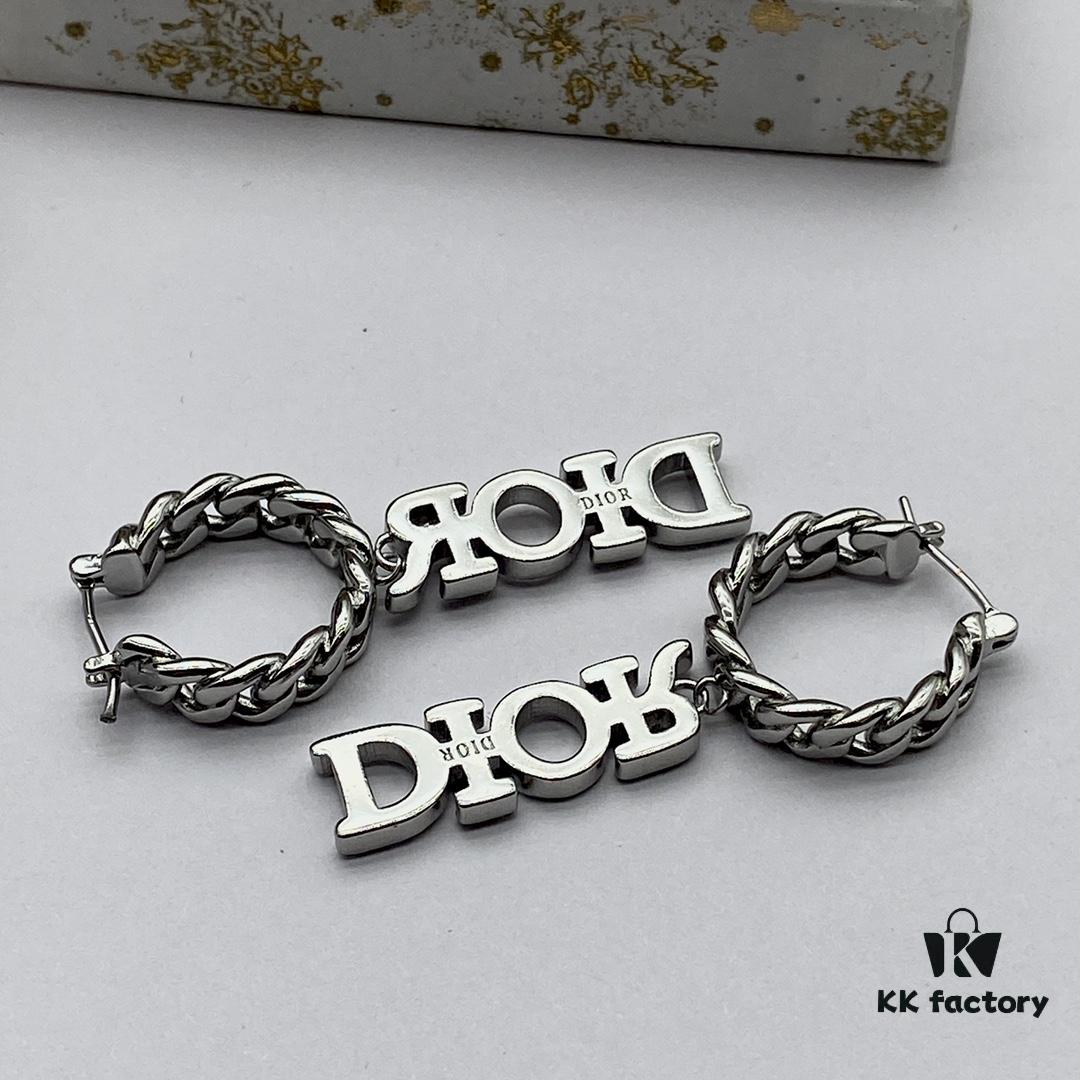 Dior New Arrival Stud Earrings