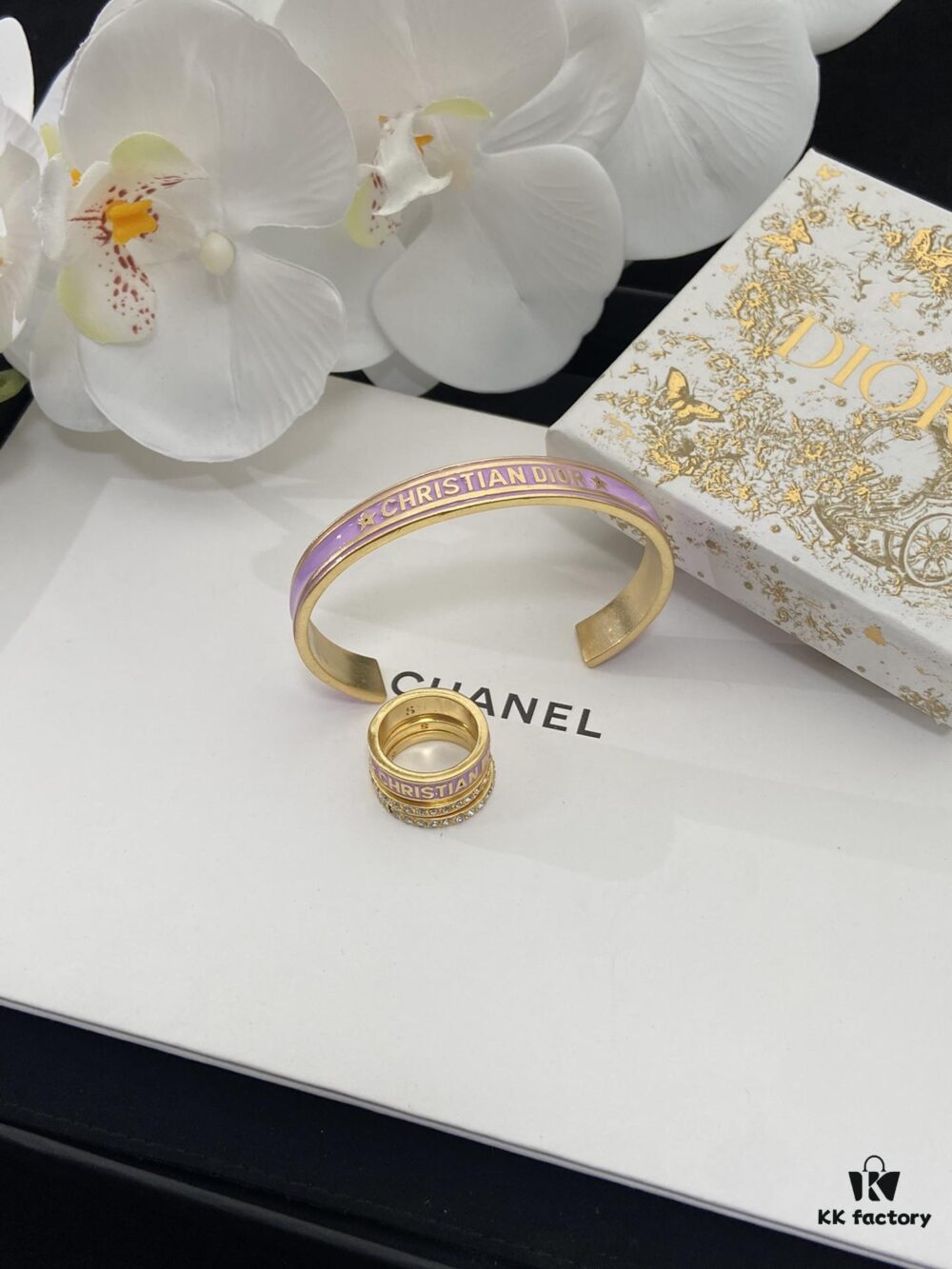 692ffbf999f2d84055c8e725 Dior 23 Year Code Amethyst Purple Enamel Diamond-Paved Ring Set with Bracelet