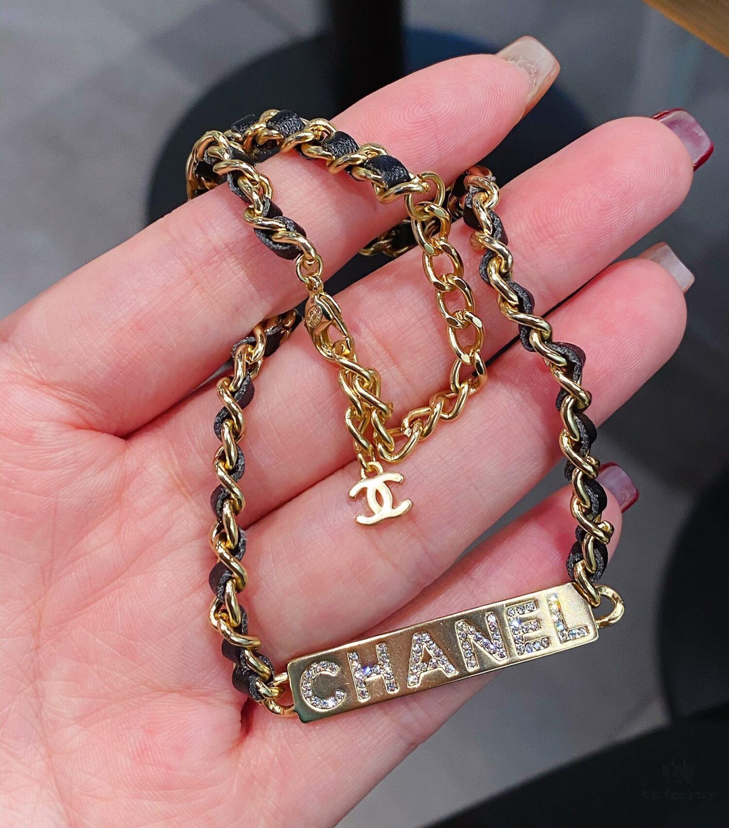 692ffc7399f2d84055c8e7ae Xiaoxiang New Arrival Leather-Weave Necklace, Handwoven Black Leather with Classic Letter Pendant, Heavy Brass Craft Design