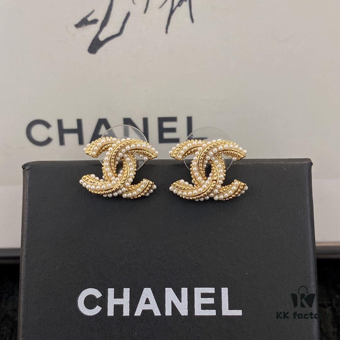 Xiao Xiang New Arrival Pearl Double C Stud Earrings in Gold and Silver