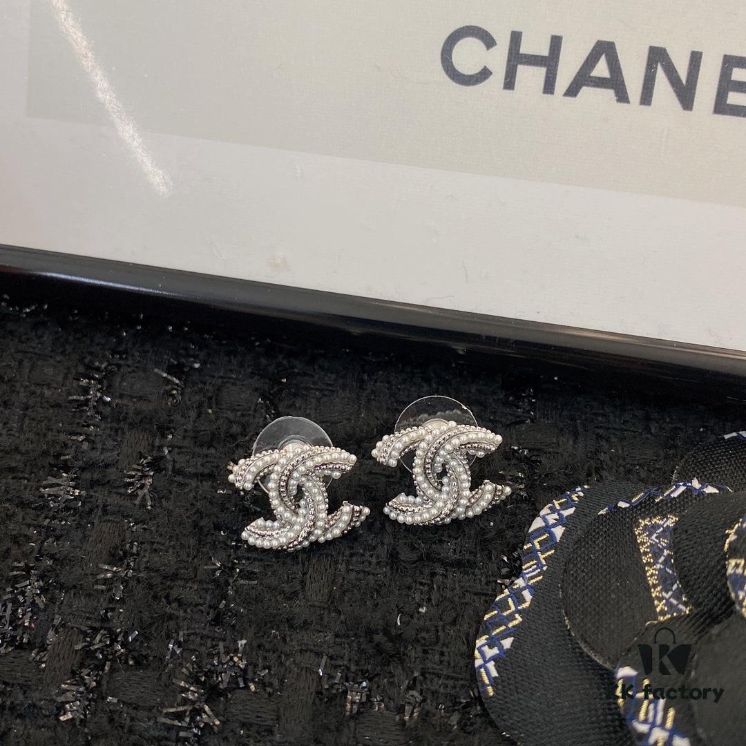 Xiao Xiang New Arrival Pearl Double C Stud Earrings in Gold and Silver