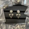 Xiaoxiang New Vintage-style Metal Heart Earrings Black Pink