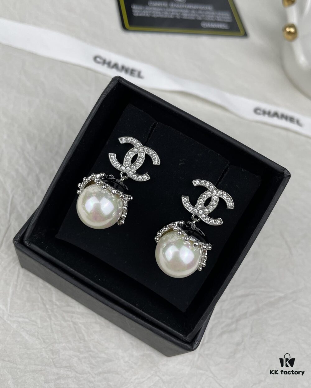 692ffcbf99f2d84055c8e807 CHANE New Style White Gold Black Bud Pearl Pendant Stud Earrings