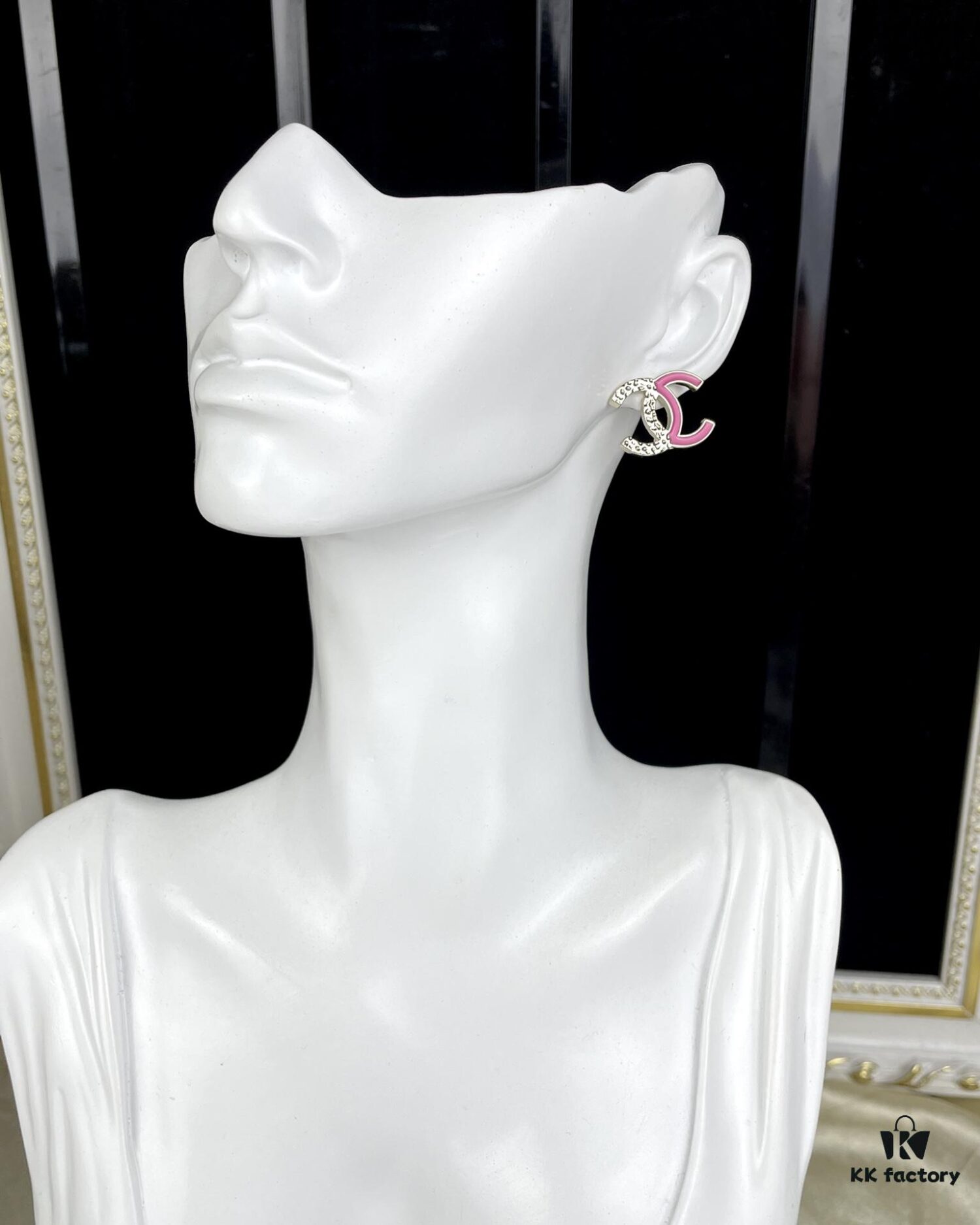 692ffcef99f2d84055c8e849 CHANE New 24C Pink Enamel Half-Gold Half-Pink Letter C Stud Earrings