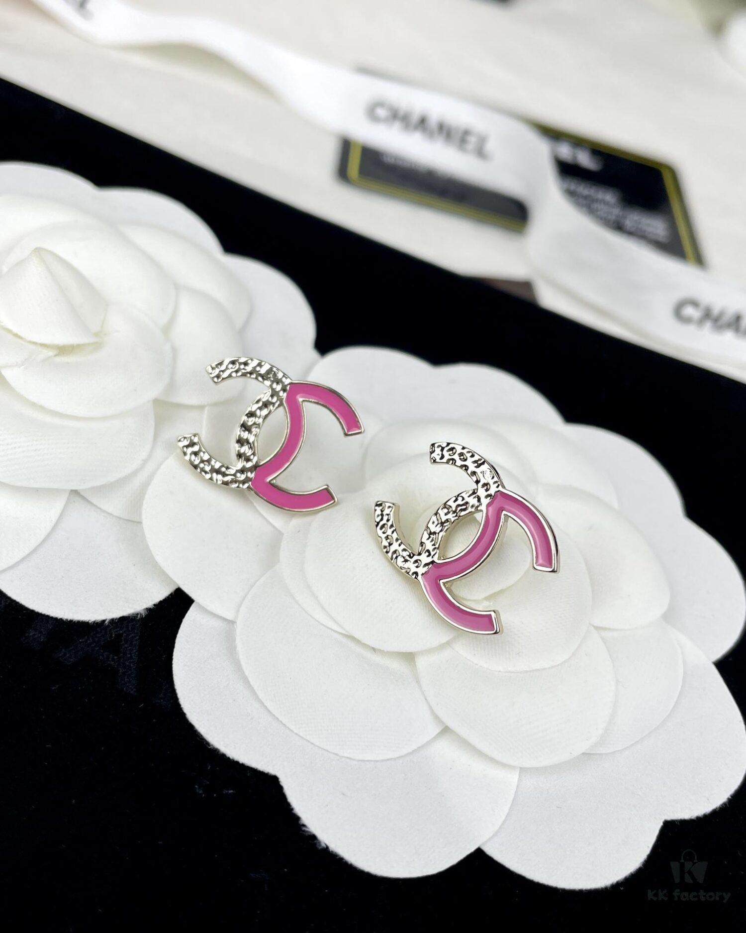 692ffcf299f2d84055c8e84d CHANE New 24C Pink Enamel Half-Gold Half-Pink Letter C Stud Earrings