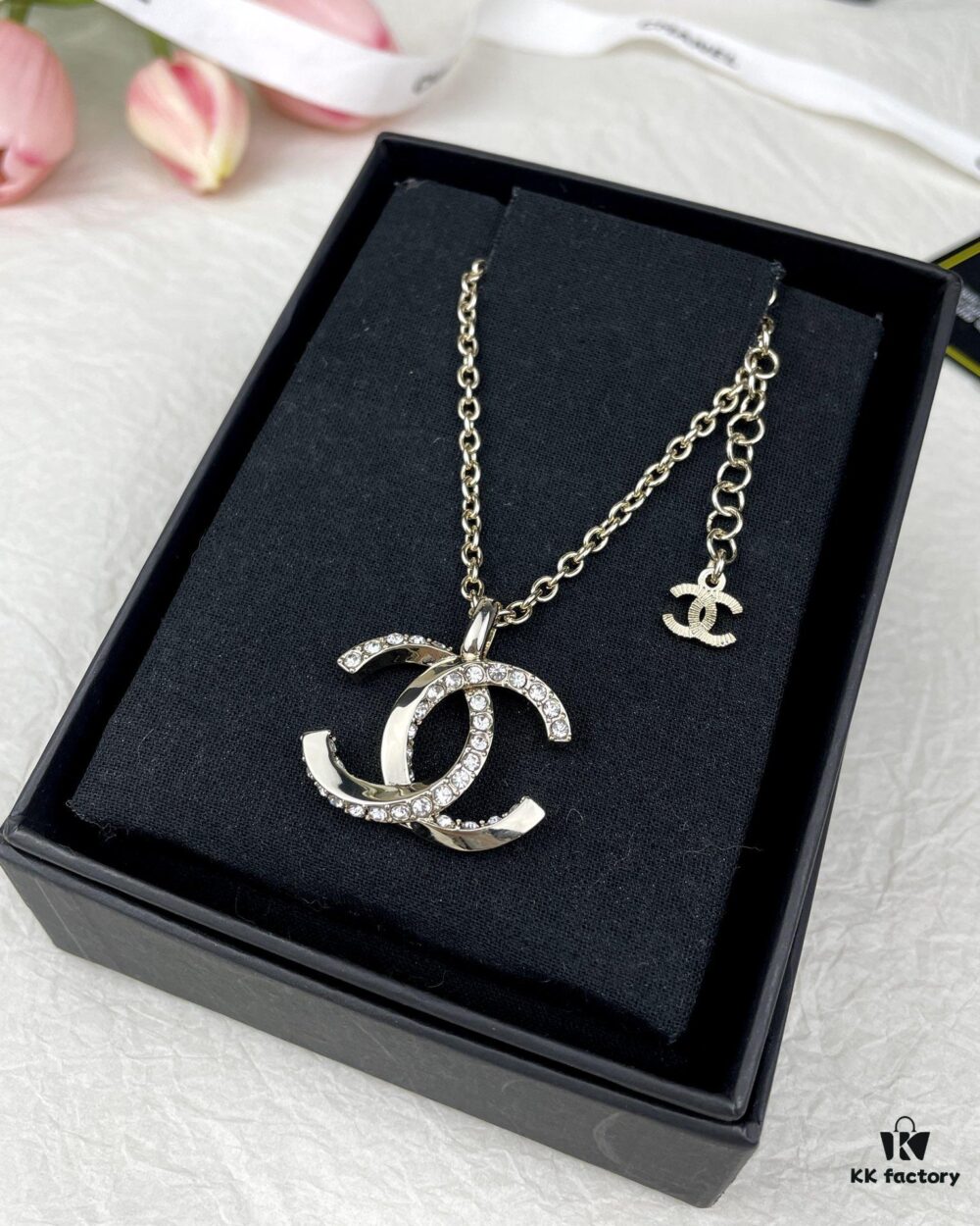 692ffcf999f2d84055c8e857 CHANE New Style Collarbone Chain with Twisted Edge and Rhinestone Detail Necklace