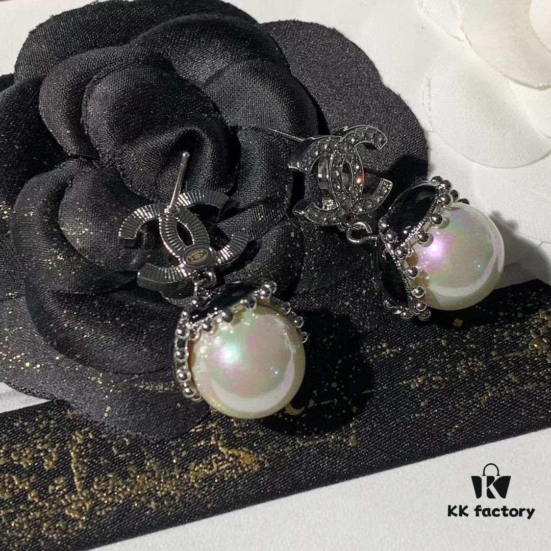 692ffd0199f2d84055c8e864 New Xiaoxiang Double C Black Pearl Earrings, Brand Fashion and Versatile