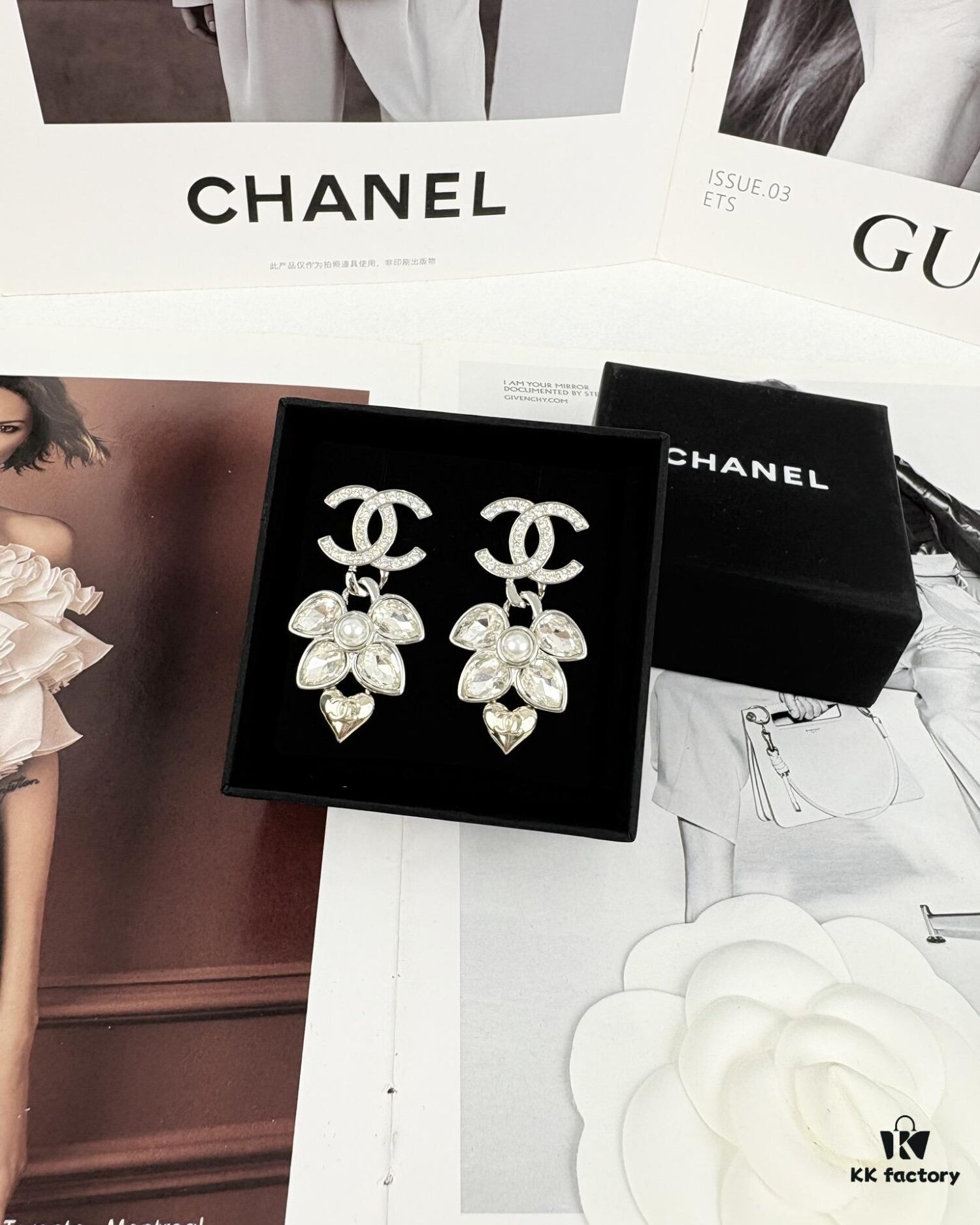 692ffd0699f2d84055c8e869 New Xiaoxiang Silver Wheat Ear Rhinestone ✨ Light Gold Heart Pendant Earrings ✨