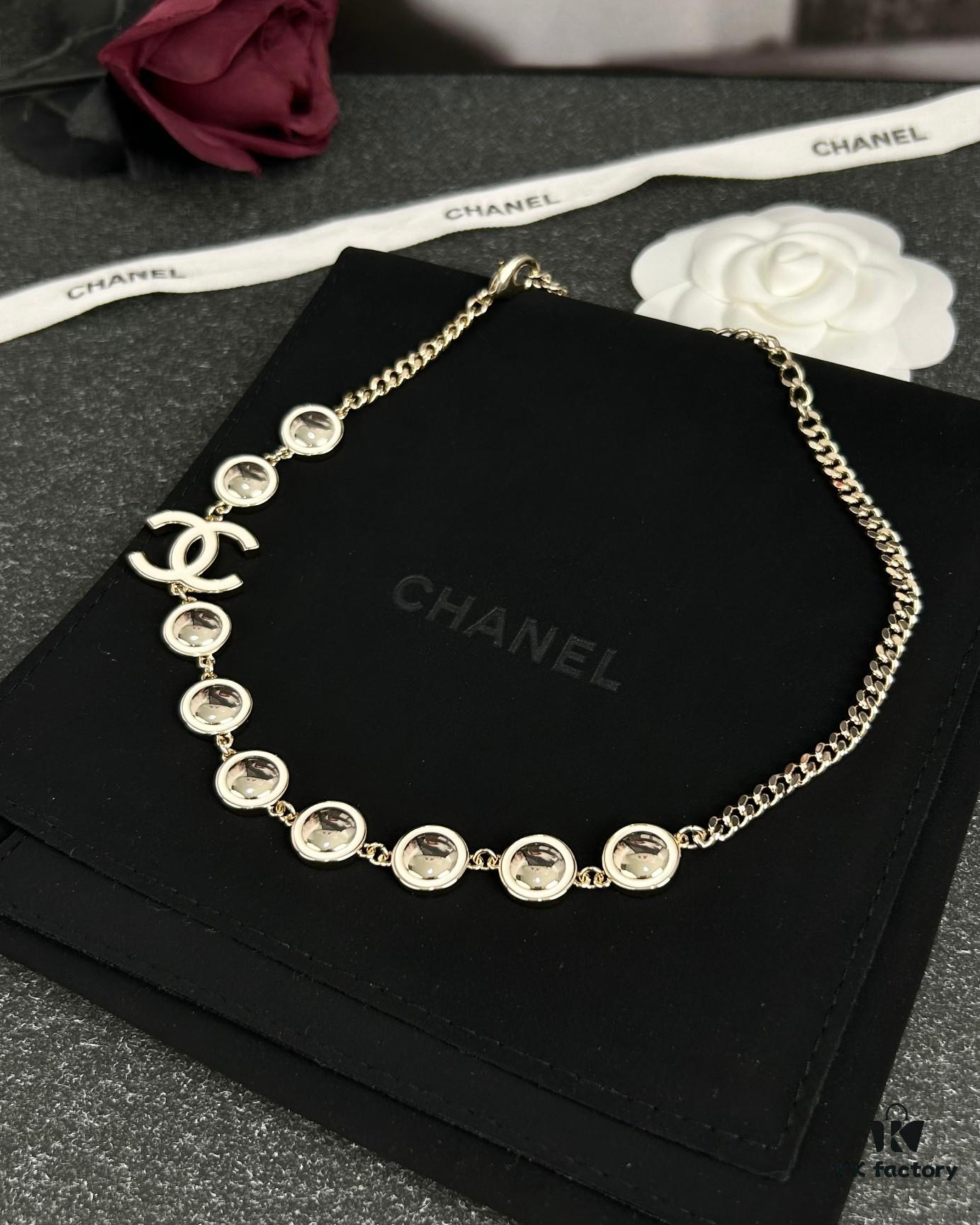 692ffd3a99f2d84055c8e8b9 Xiaoxiang New Arrival White Oil-Drop Double C Round Mirror Clover Pendant Necklace with Smooth Chain