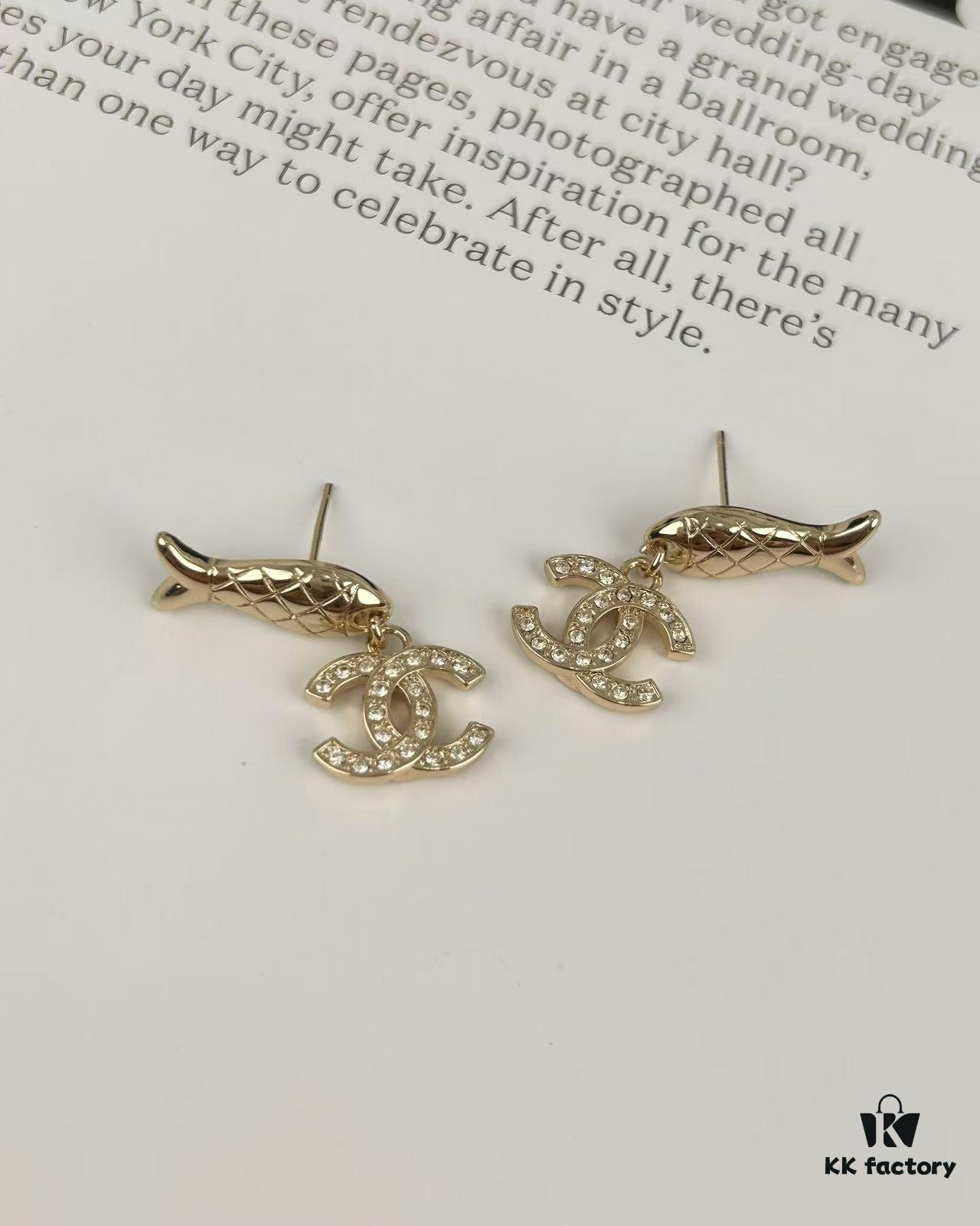 692ffd4099f2d84055c8e8bf Xiaoxiang New Arrival Ocean Series 🐟 European and American Style Personalized Luxury Rhinestone Letter Fish Earrings