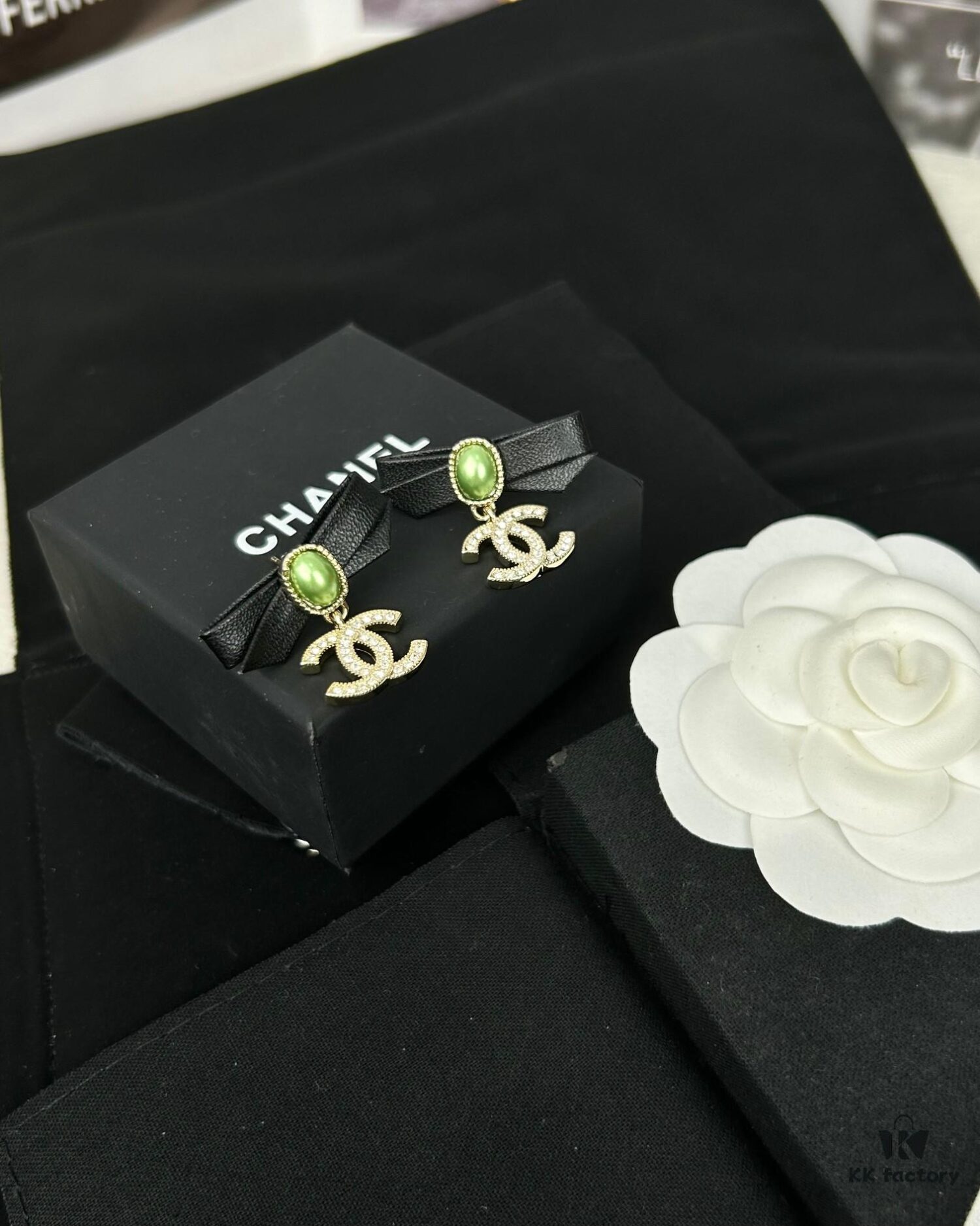 692ffe0a99f2d84055c8e9be New Xiaoxiang Black Bow 🎀 Green Pearl Double C Diamond-Inlaid Earrings