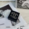 692ffe4099f2d84055c8e9fc CHANE New Style Irregular Round Diamond Leaf Half-Diamond Letter Smooth Brooch