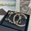 692ffe4399f2d84055c8e9fe CHANE New Style Irregular Round Diamond Leaf Half-Diamond Letter Smooth Brooch
