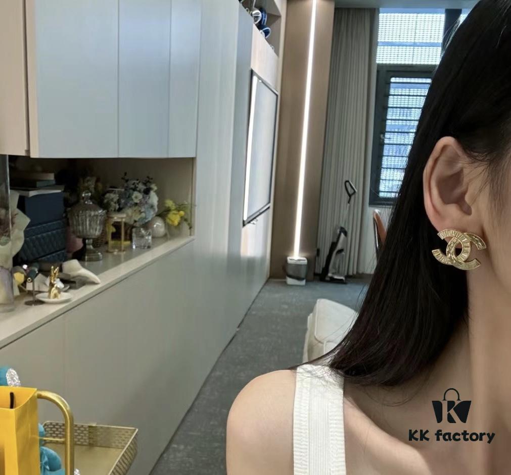 692ffe5499f2d84055c8ea0c New Xiaoxiang Rhombus Faux Diamond Brass Double C Stud Earrings