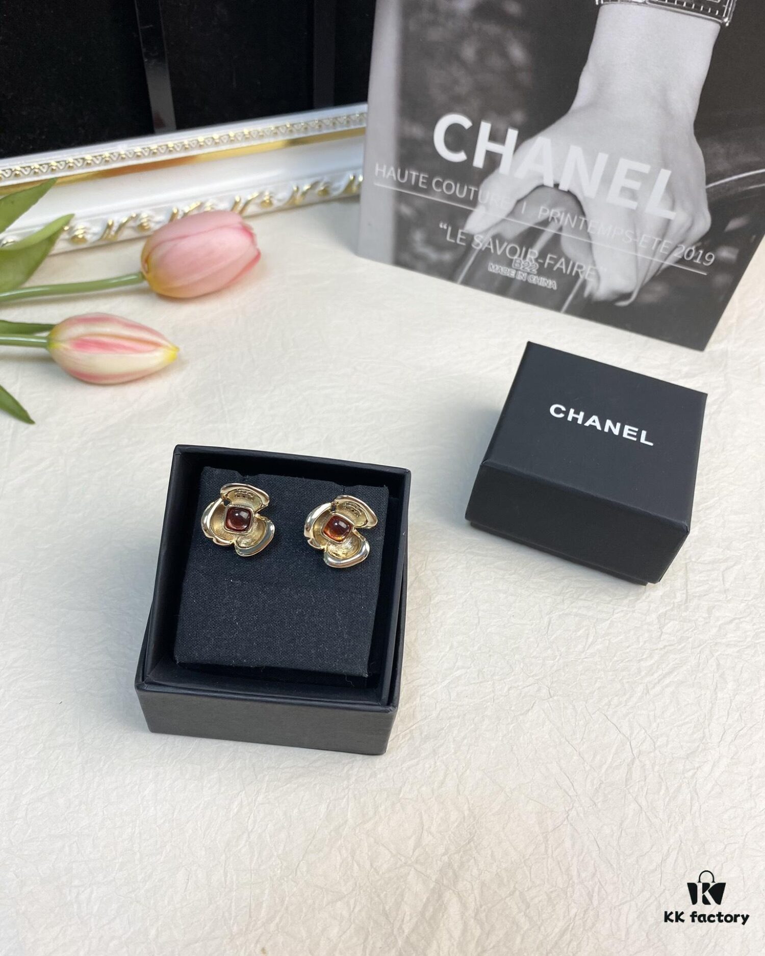 692ffe6b99f2d84055c8ea1e Xiaoxiang New Arrival Amber Square Rhinestone Camellia Flower Stud Earrings 🌺