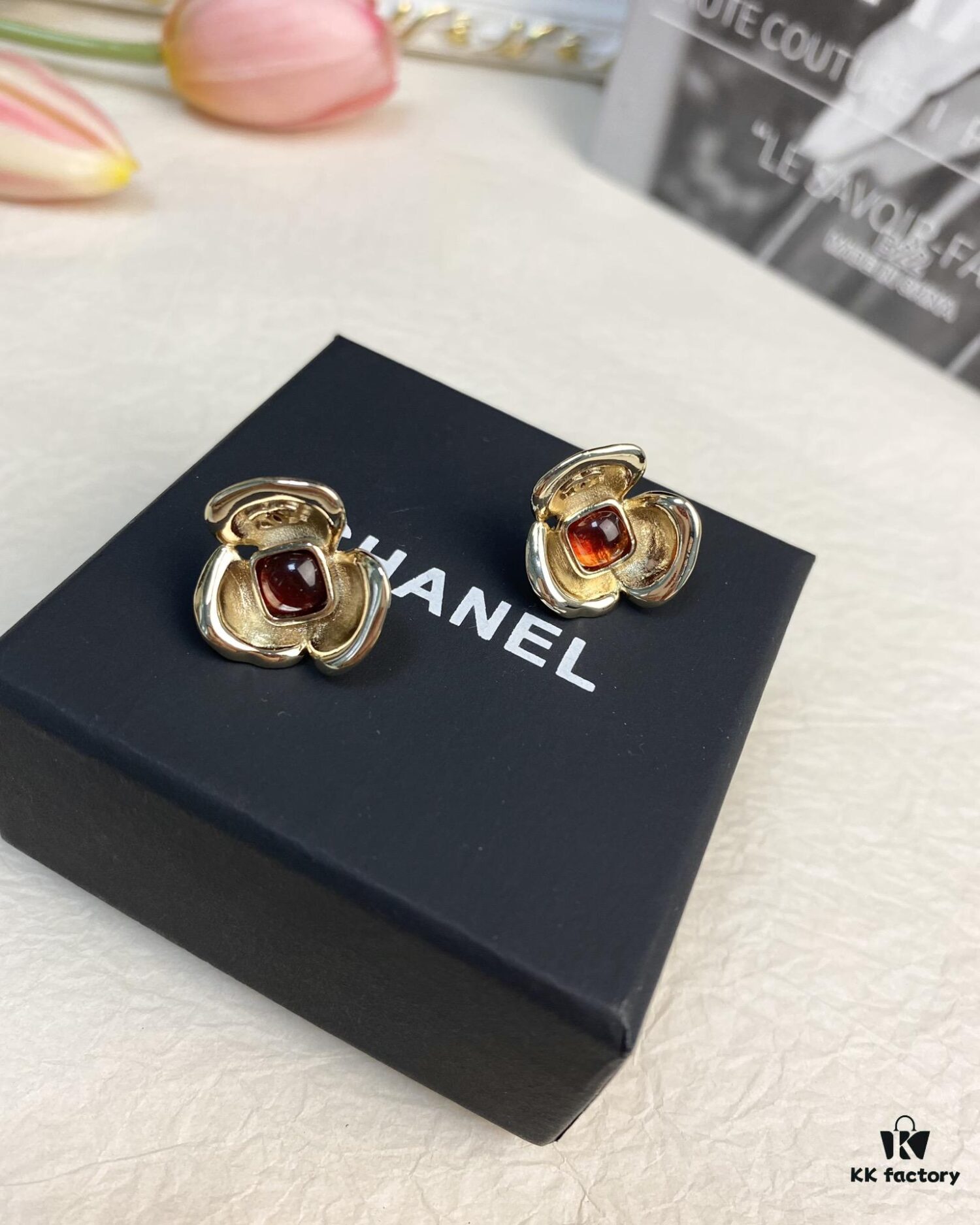 692ffe6c99f2d84055c8ea1f Xiaoxiang New Arrival Amber Square Rhinestone Camellia Flower Stud Earrings 🌺