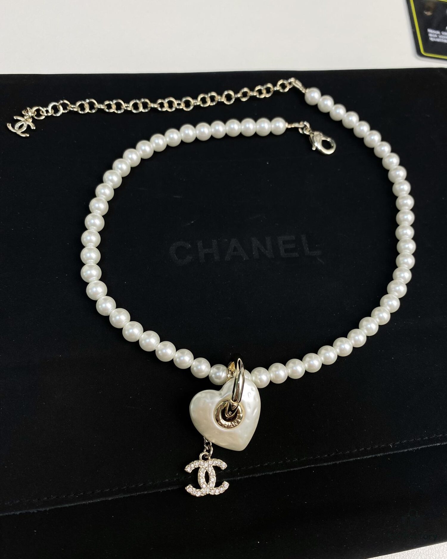 692ffea599f2d84055c8ea52 Chic New Arrival Heart-Shaped White Peach Resin Pearl Necklace 💖✨
