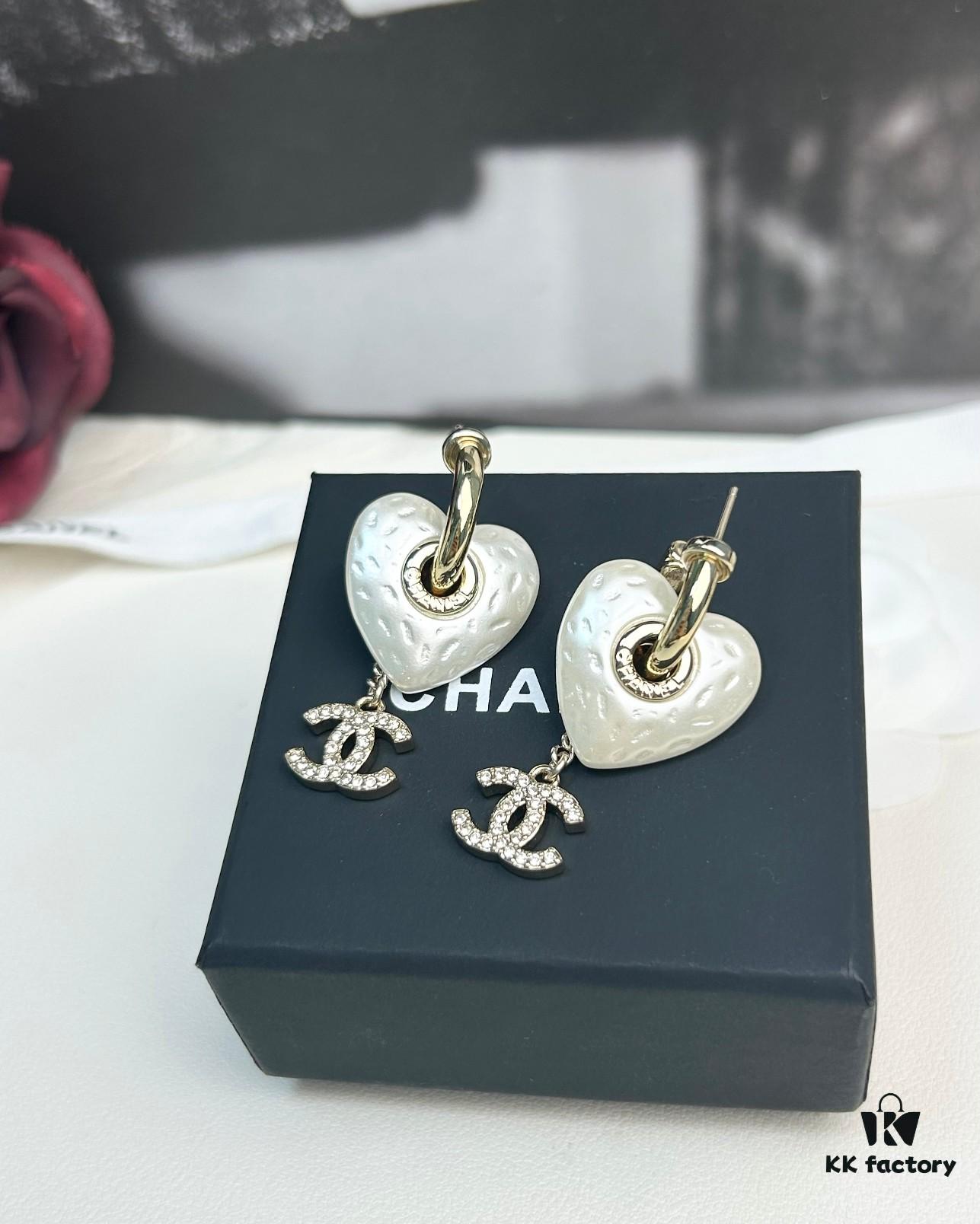 CHANE New Style Resin Heart Pierced Hook Earrings