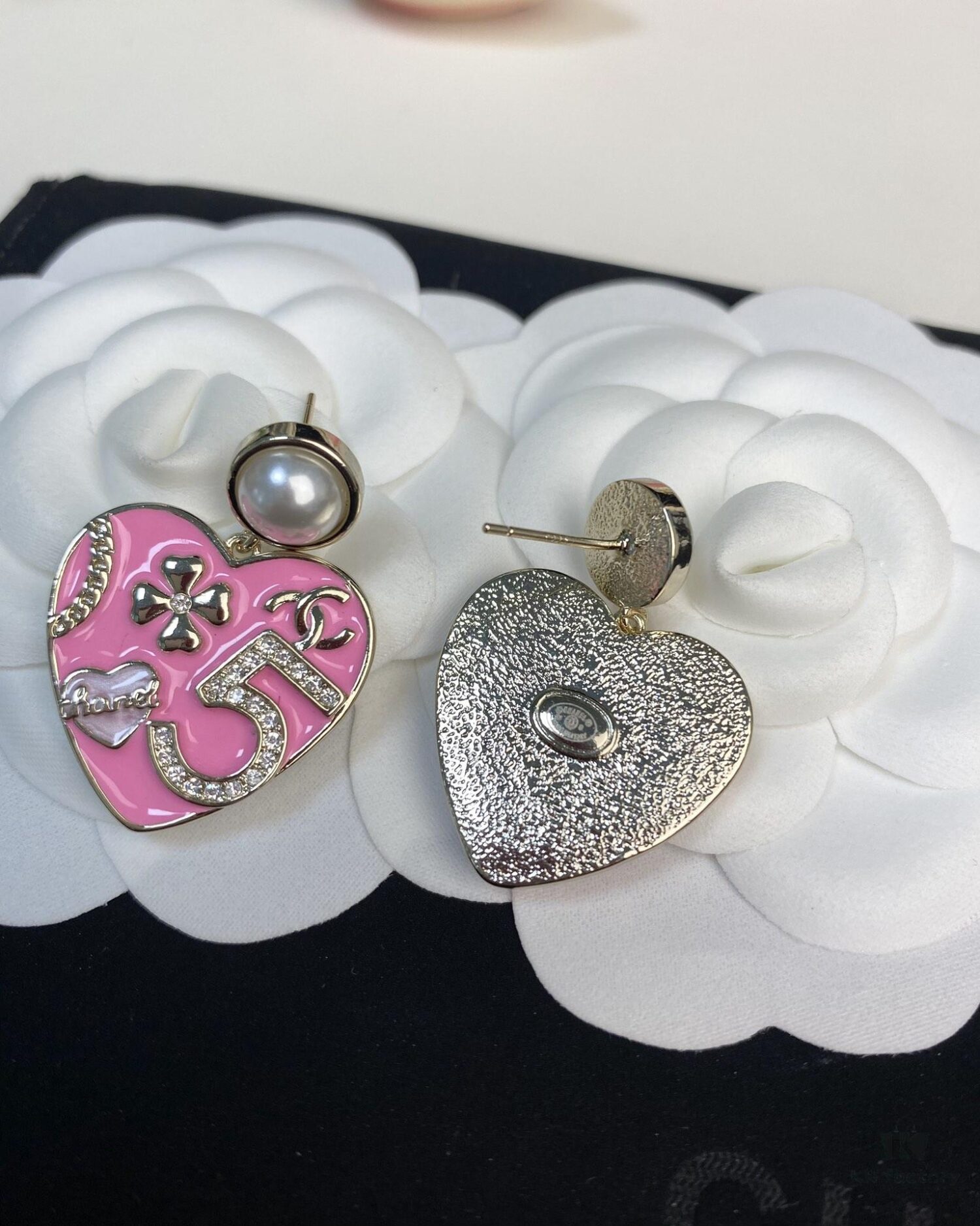 Chanel New Arrival Pink Enamel Heart Earrings Model AB