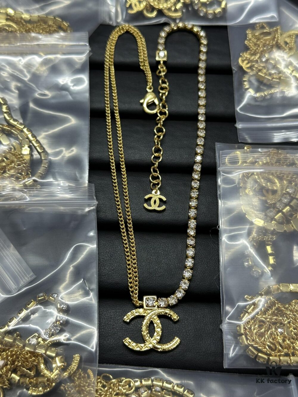 692fff1e99f2d84055c8eab4 Xiaoxiang New Style Double-Layer Rhinestone Asymmetric Double C Necklace