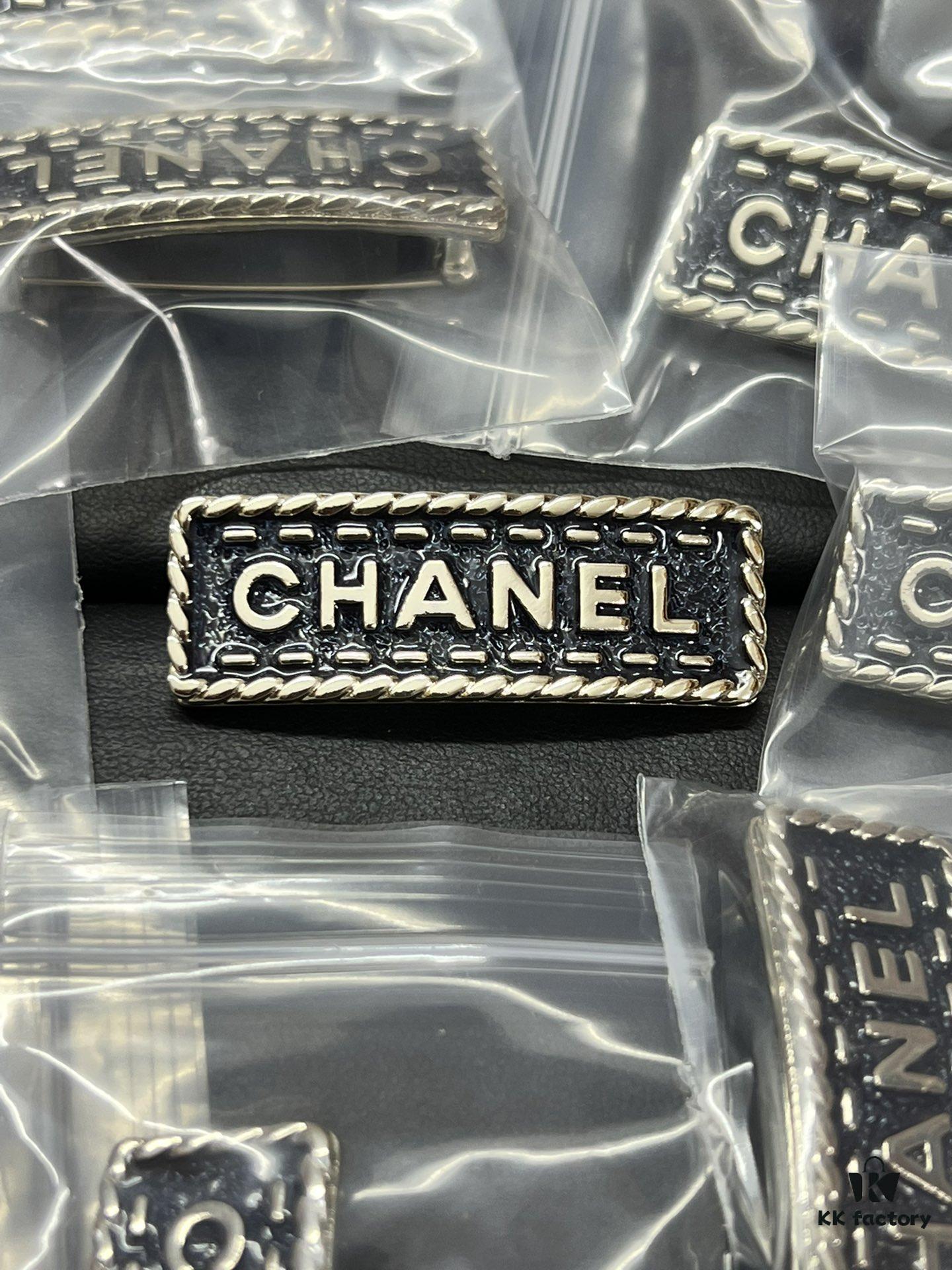 692fff2599f2d84055c8eabd Xiaoxiang New Style Rectangular Denim Hair Clip + Brooch