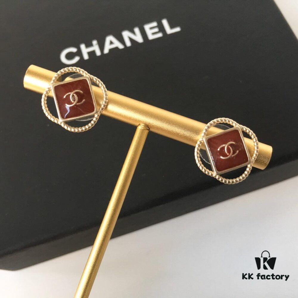 692fff3699f2d84055c8ead8 Chanel Classic Stud Earrings 💗 Unique Design, Vintage Style, High-Quality Replica for Weddings and All Occasions