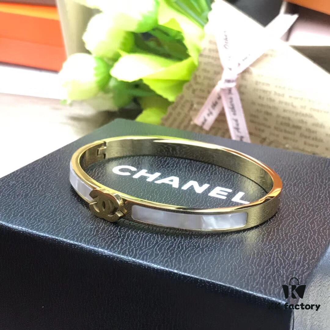 692fff5099f2d84055c8eafe Chanel Bracelet - Natural Mother of Pearl, Exquisitely Sparkling, Hypoallergenic and Fade-Resistant