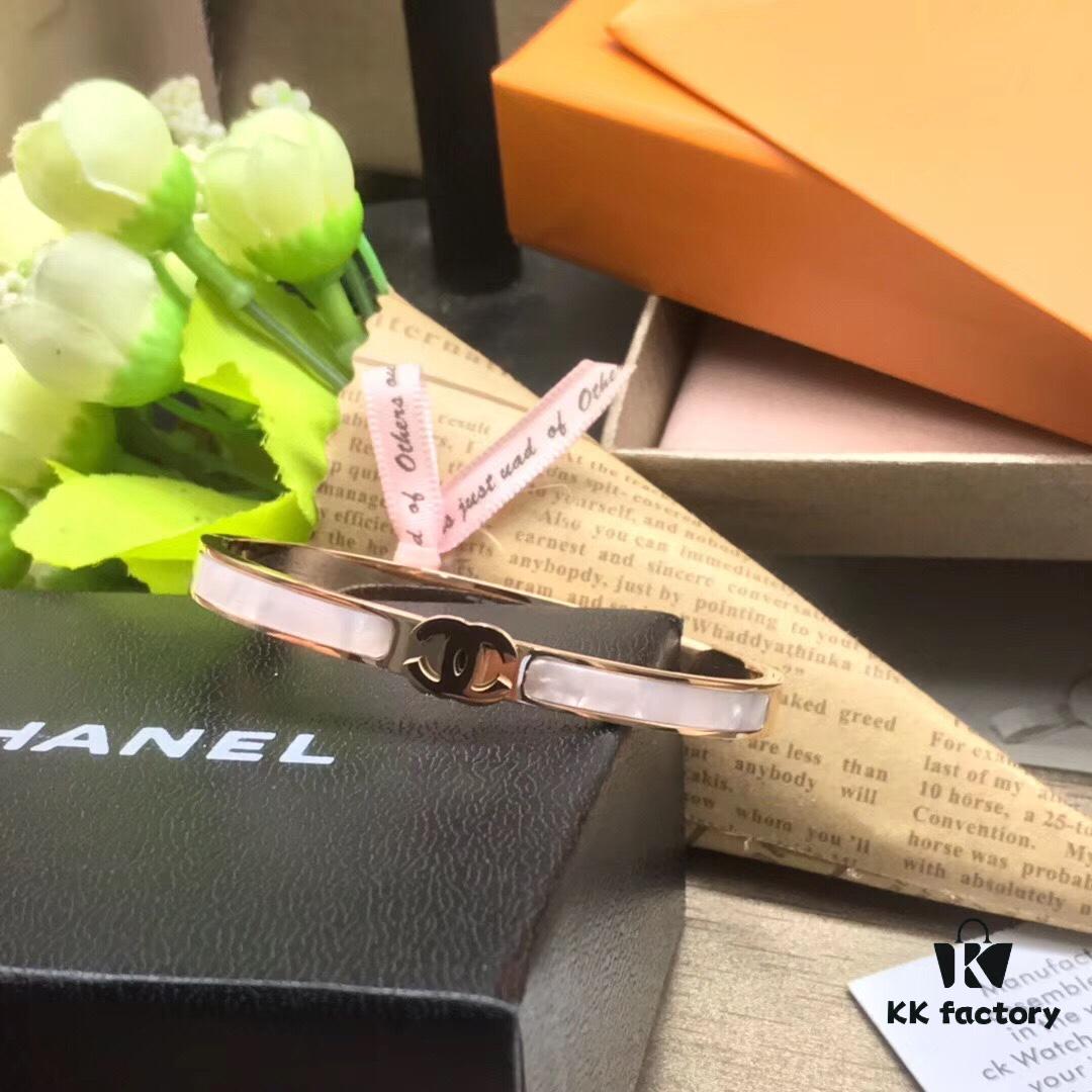 692fff5199f2d84055c8eaff Chanel Bracelet - Natural Mother of Pearl, Exquisitely Sparkling, Hypoallergenic and Fade-Resistant