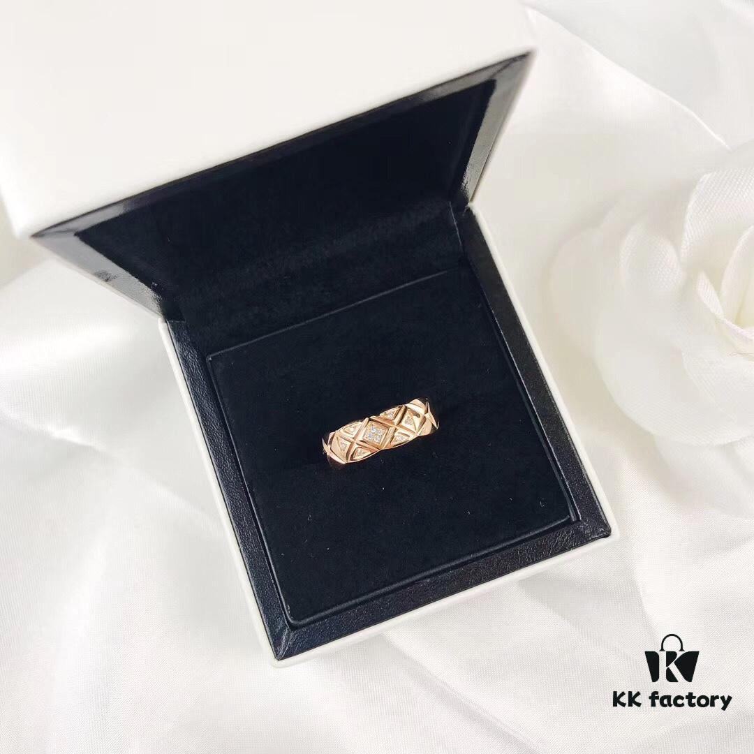 692fff5d99f2d84055c8eb11 Exquisite New Arrival - Ultra-Unique CHANEL COCO Crush Gold Diamond-Cut Ring, Highly Recommended Across Major Apps and Websites, Stylish and Sentimental, Perfect Couple Rings