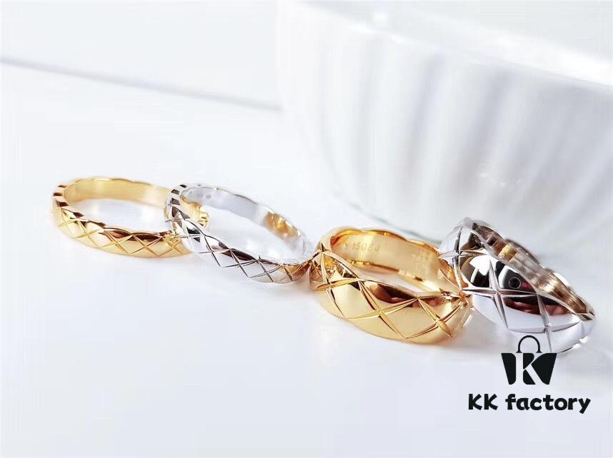 692fff6b99f2d84055c8eb2d Quilted Glossy Ring ✨