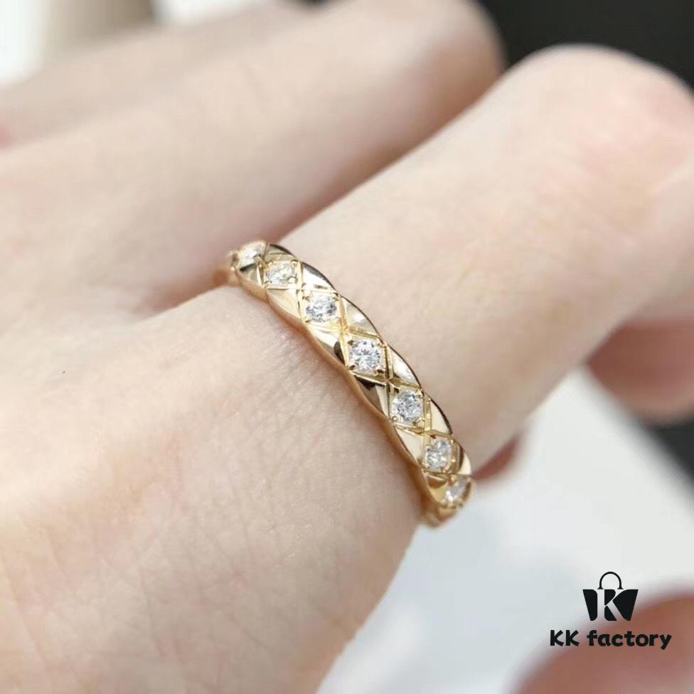 692fff7699f2d84055c8eb3d Chanel Quilted Full Diamond Ring Narrow Version, Currently the Hottest Fashion Item, Simple Style for Perfect Elegance