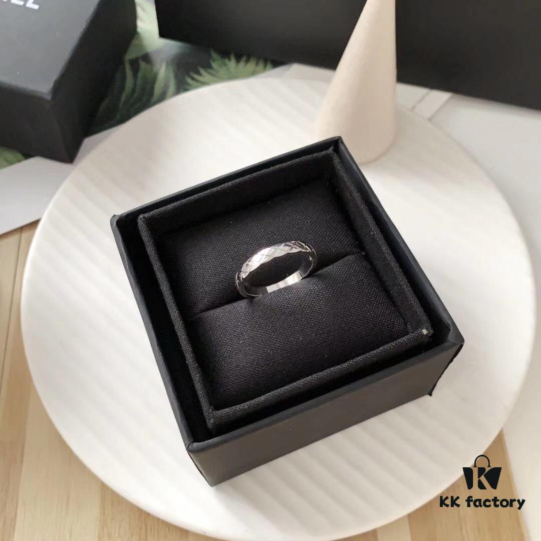 692fff7899f2d84055c8eb3f Chanel Quilted Smooth Ring Narrow Version, Currently the Hottest Fashion Accessory, Minimalist Style for Perfect Elegance