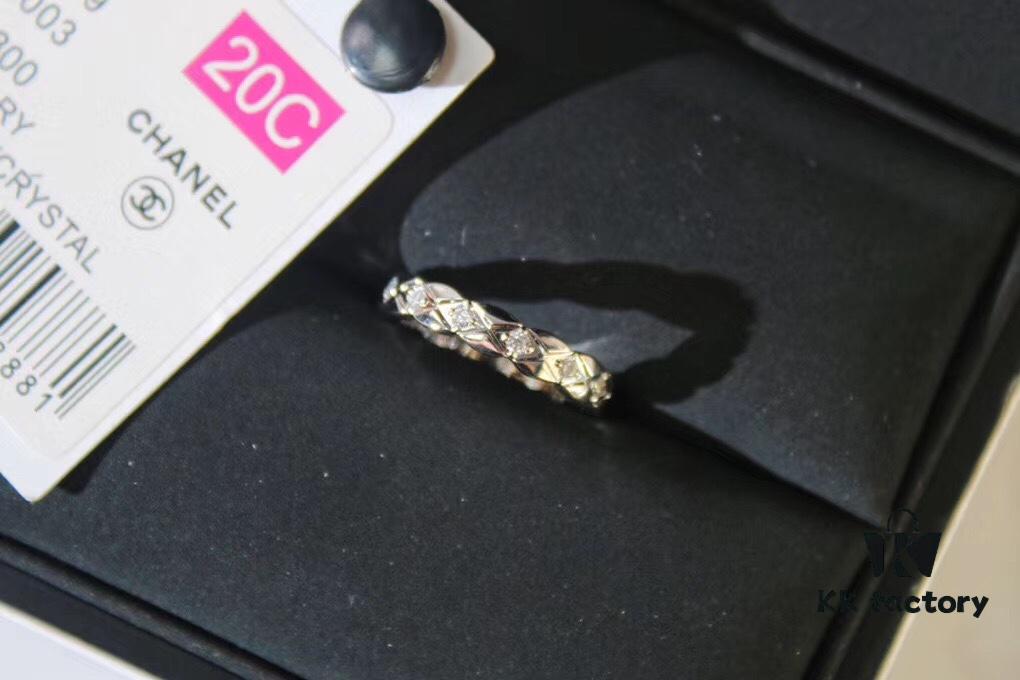 692fff9c99f2d84055c8eb6e 🔥 The Narrowest Version of Chanel Quilted Ring, a Favorite Among Celebrities