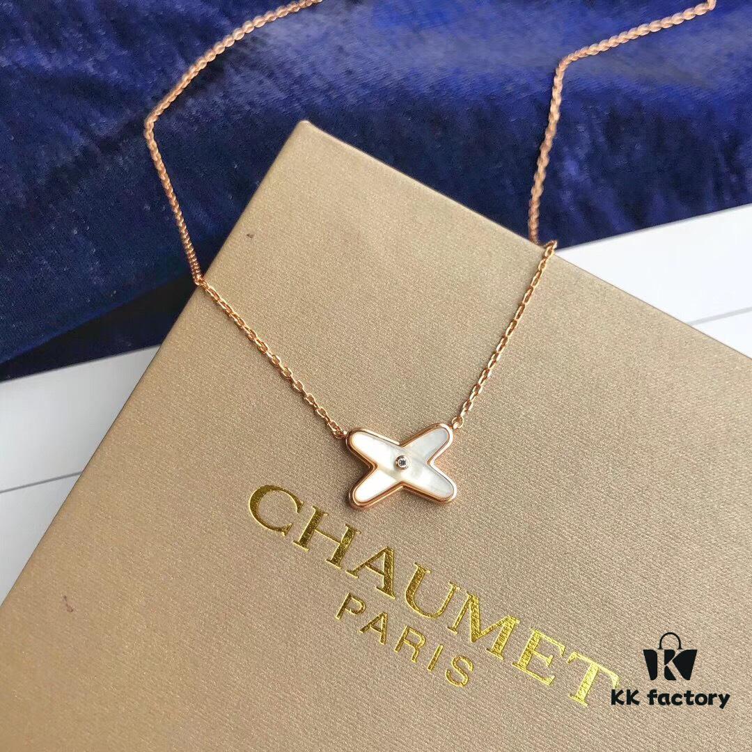 692fffc899f2d84055c8eba3 Chaumet Paris X-shaped Jeux de Liens Harmony Necklace in White Mother-of-Pearl and Rose Gold Tone