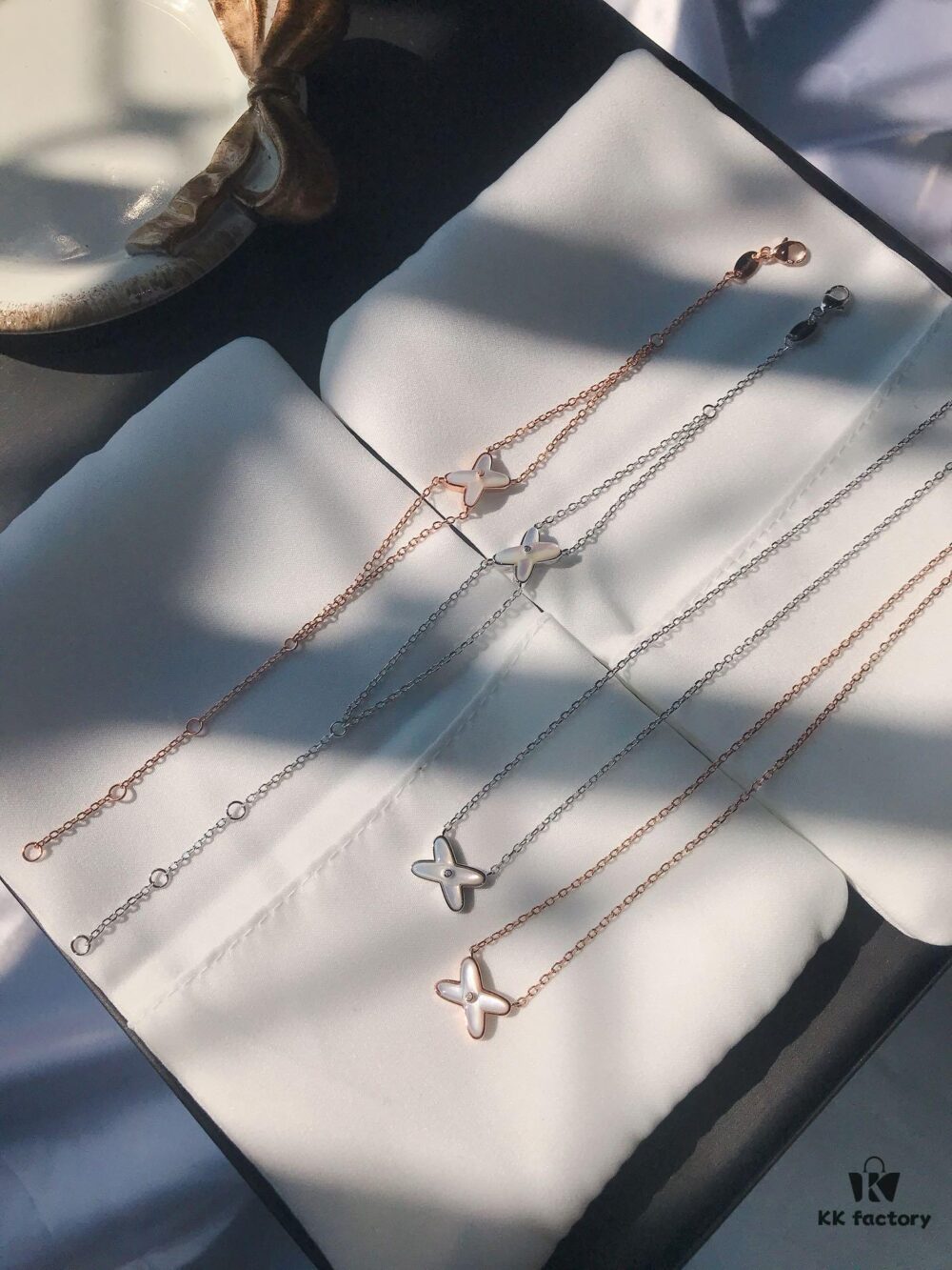 692fffd299f2d84055c8ebae New Arrival 🆕🔥 CHAUMET Chaumet Jewelry - Lifelong Bond Crossed White Shell Set