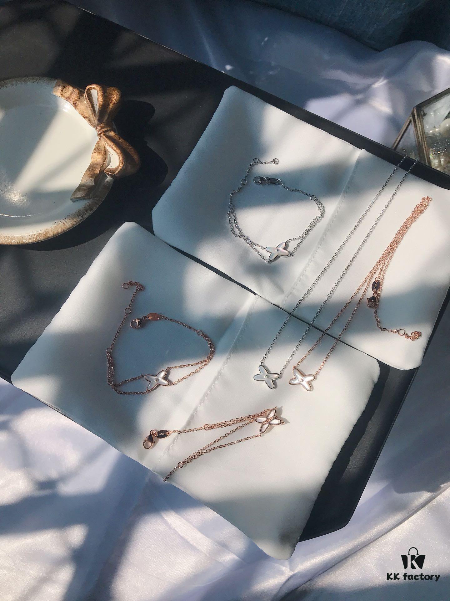 New Arrival 🆕🔥 CHAUMET Chaumet Jewelry - Lifelong Bond Crossed White Shell Set