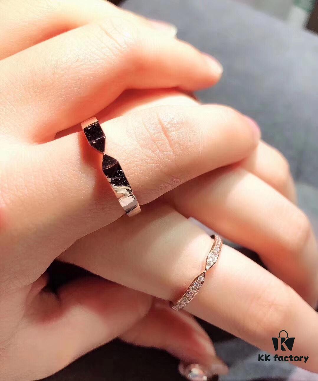 692fffe499f2d84055c8ebc0 CHAUMET Paris X-Shaped Ring, Couple's Matching Band, Men's Plain Version Without Diamonds, Women's Full Diamond Version