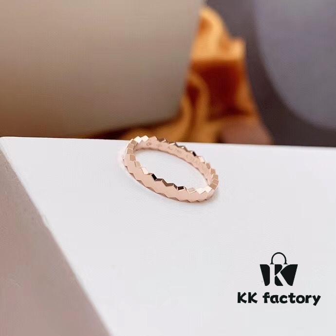 6930004f99f2d84055c8ec27 CHAUMET Paris Honeycomb Design Ring in 18K Rose Gold