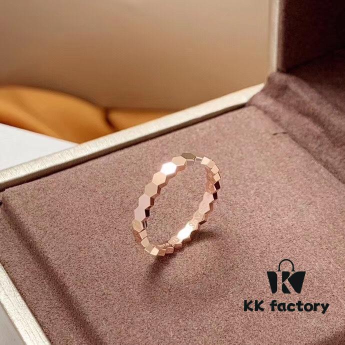 6930004f99f2d84055c8ec28 CHAUMET Paris Honeycomb Design Ring in 18K Rose Gold