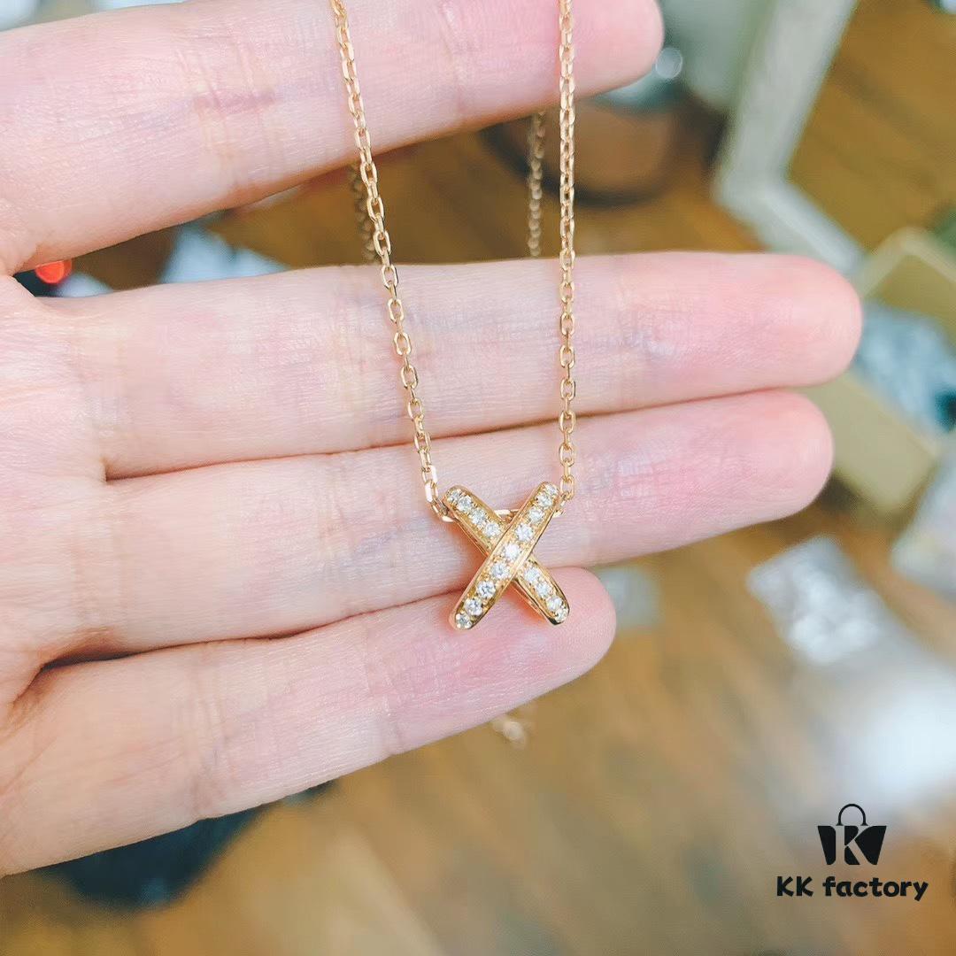 CHAUMET Liens Collection Cross Pendant Necklace