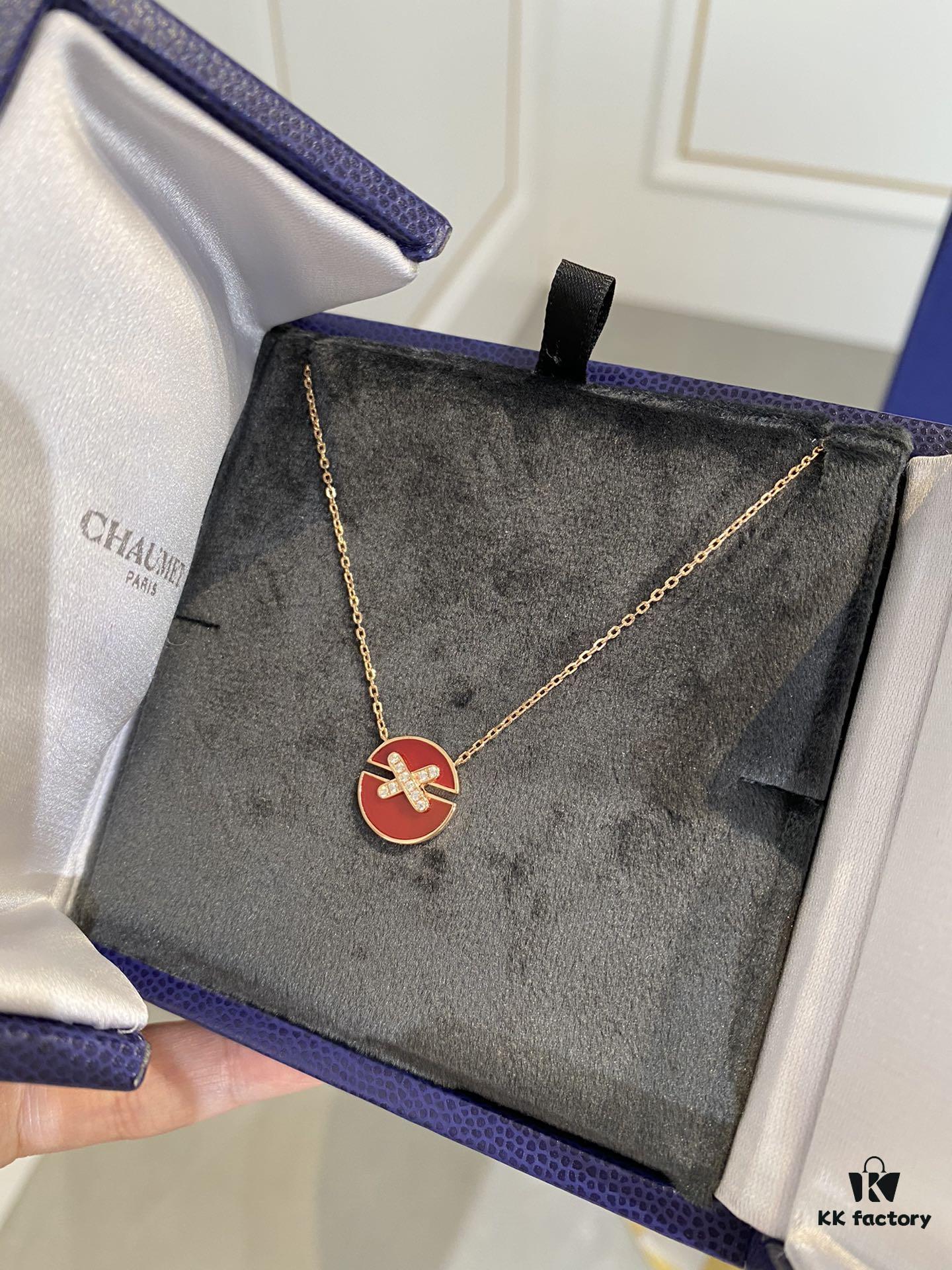 6930008599f2d84055c8ec56 SOPHIA Xiangyu Paris Small Crossed Circle Necklace - 'Perfect Bond, Wishes Fulfilled'
