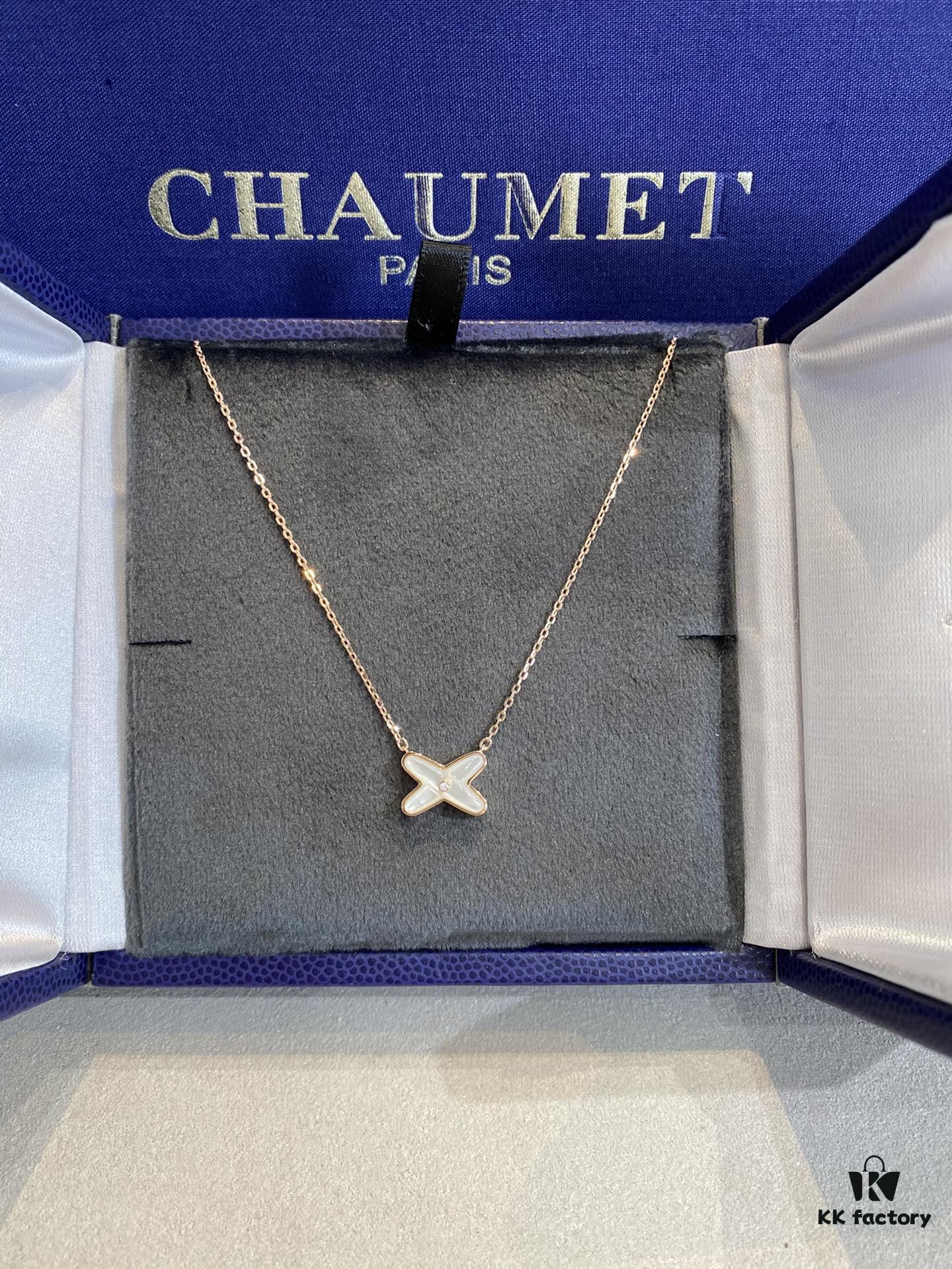 693000cf99f2d84055c8ecaf Cross Necklace in Rose Gold with White Shell, Chu Shang Meets Paris Elegance, 37.5-41.5cm, V-Gold Plated Thick Gold Finish, Paired with Natural Deep-Sea White Shell, Exquisitely Crafted on Both Sides, Individually Stone-Cut
